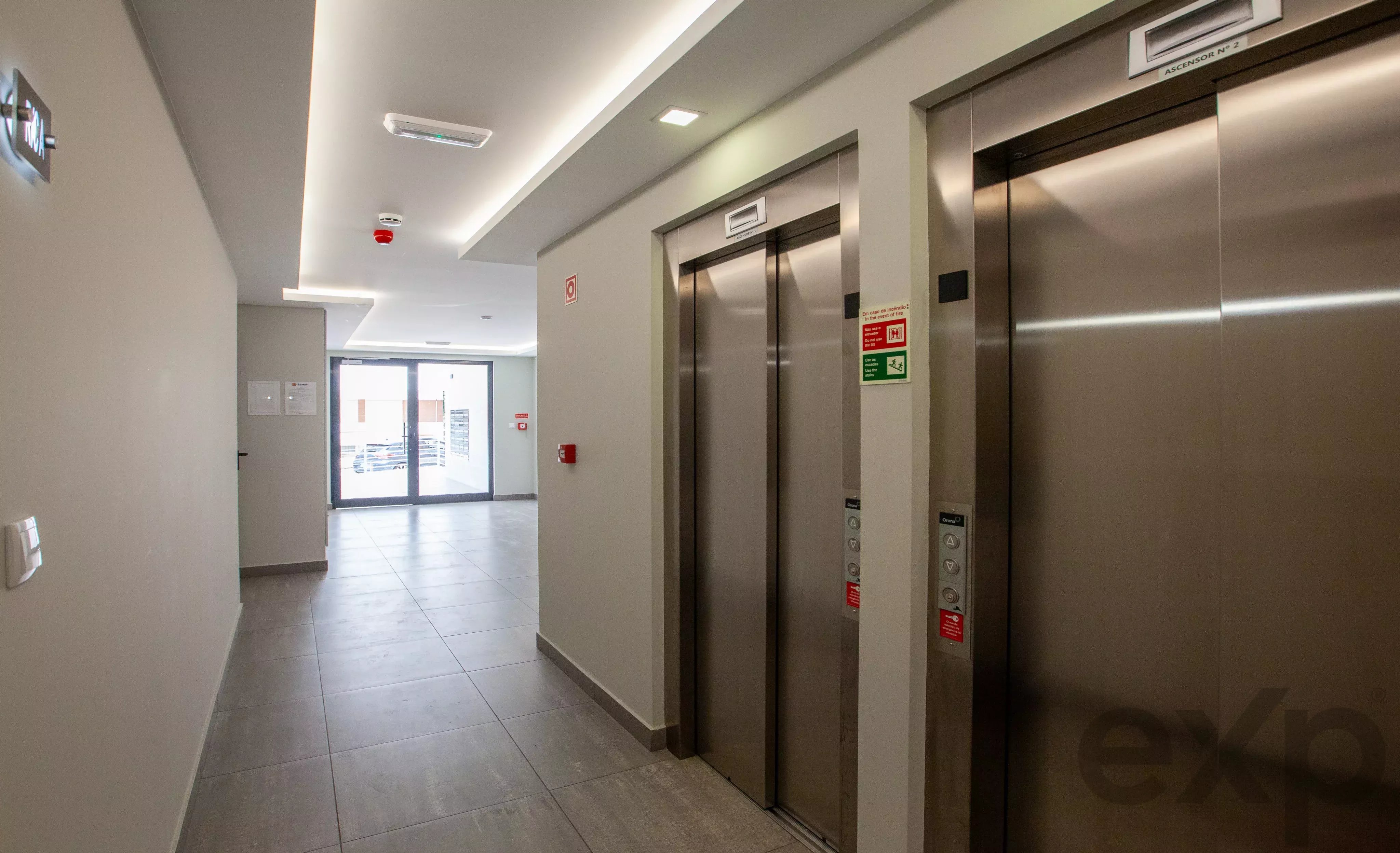 Penthouse Apartment T4 with 3 Suites, terrace overlooking the river 87223087 image 44