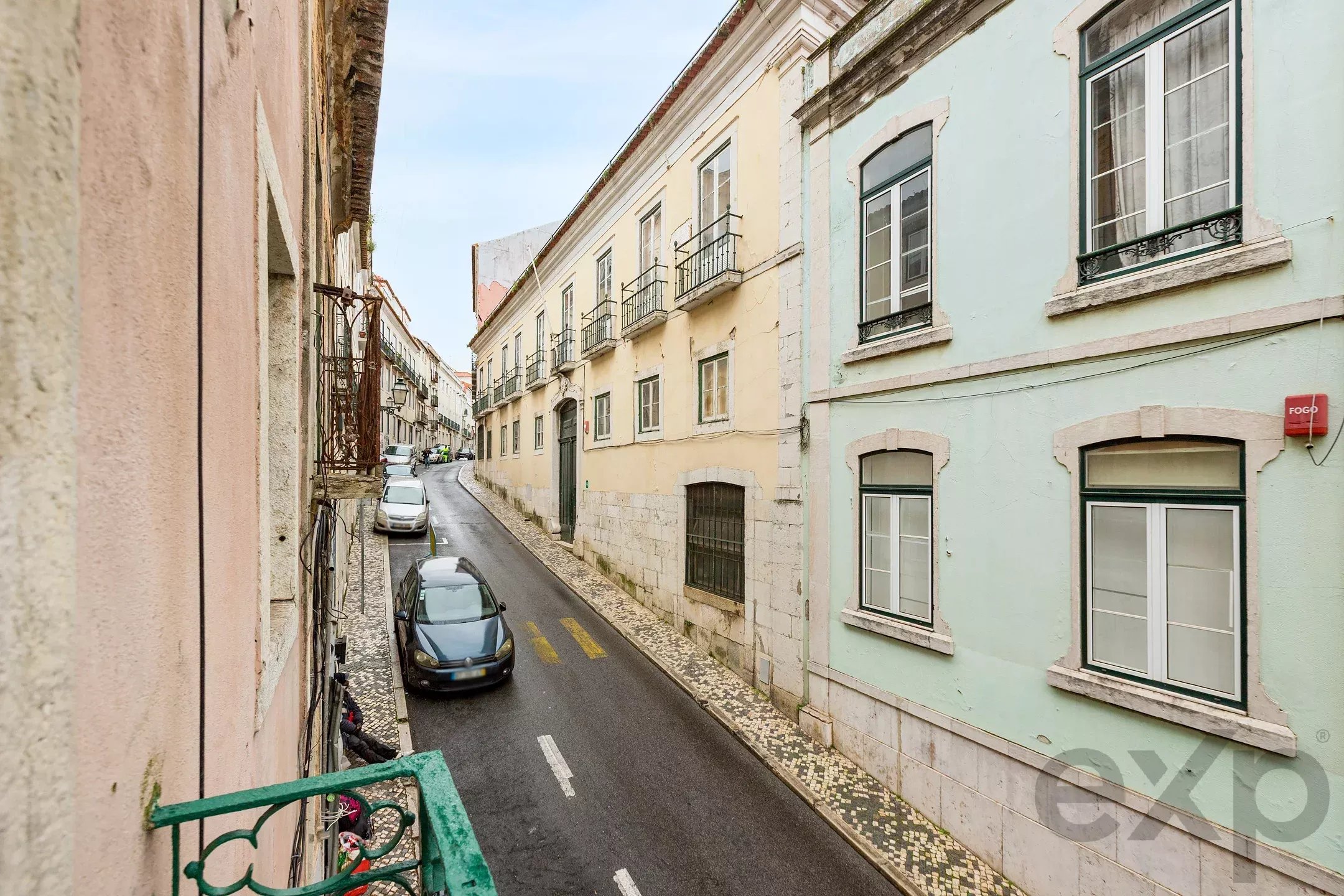 Renovated 2‑bedroom apartment in the heart of Lisbon 87232388 image 14