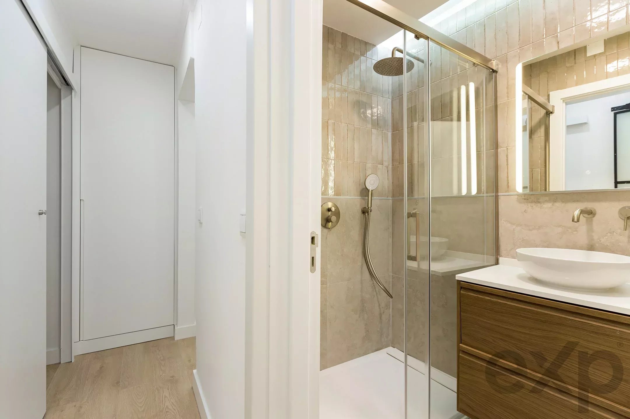 Renovated 2‑bedroom apartment in the heart of Lisbon 87232388 image 10