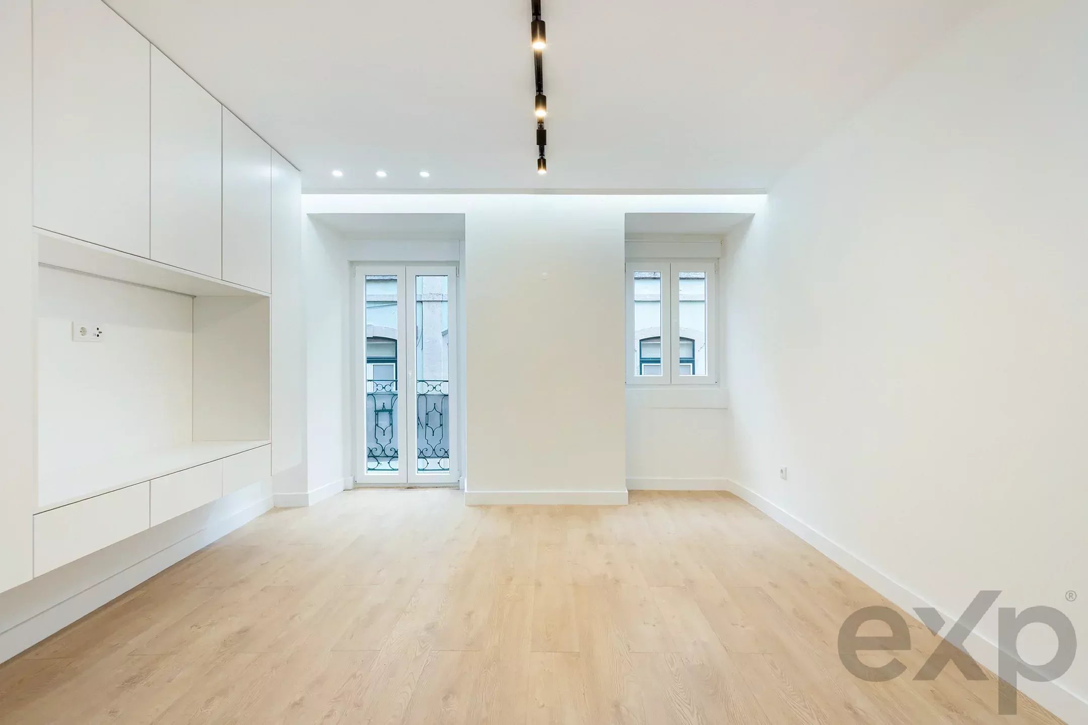 Apartamento T2 remodelado para venda no coração de Lisboa
