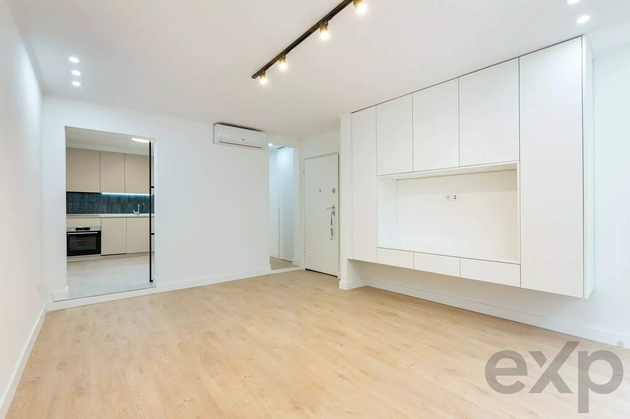 Apartamento T2 remodelado para venda no coração de Lisboa