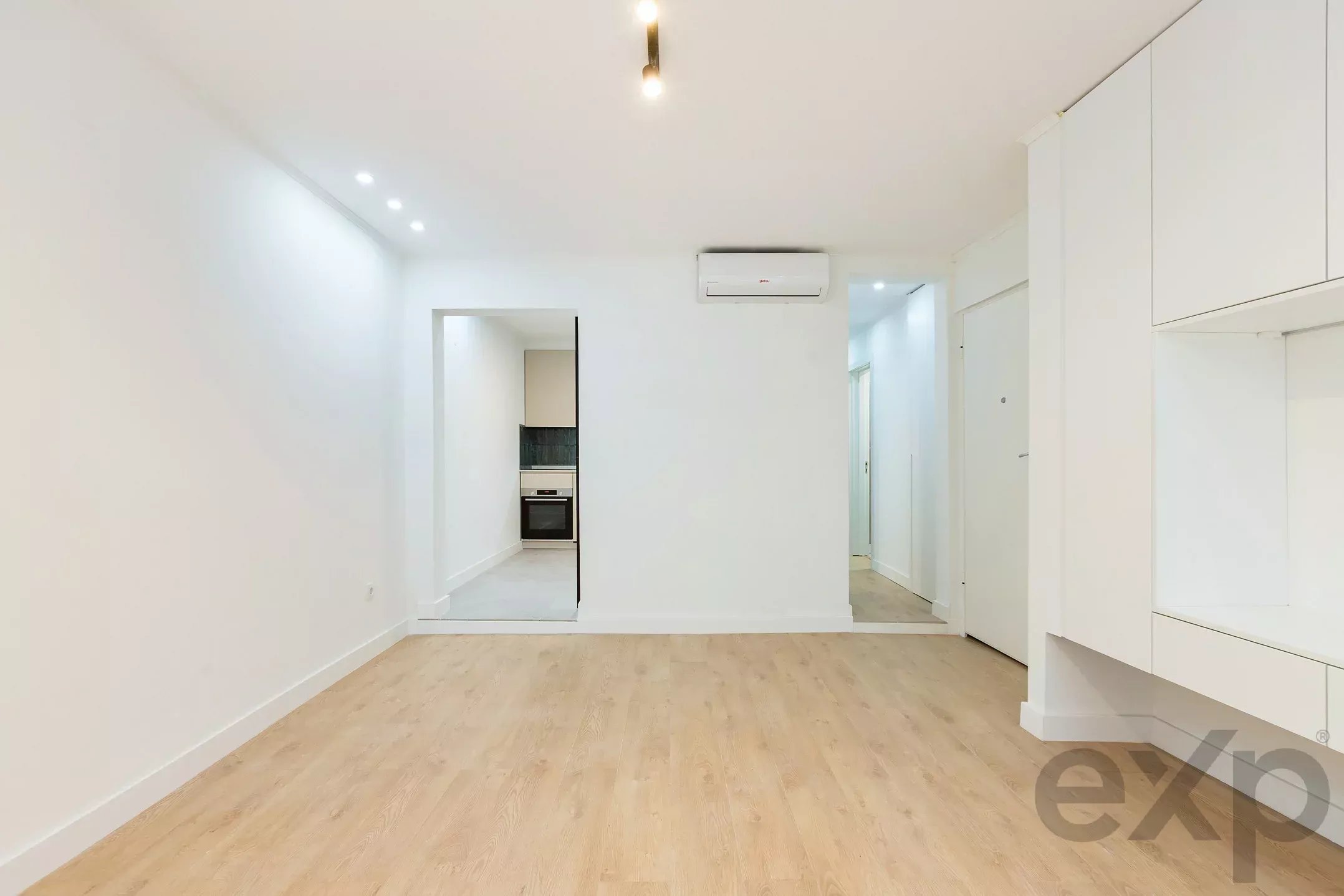 Apartamento T2 remodelado para venda no coração de Lisboa