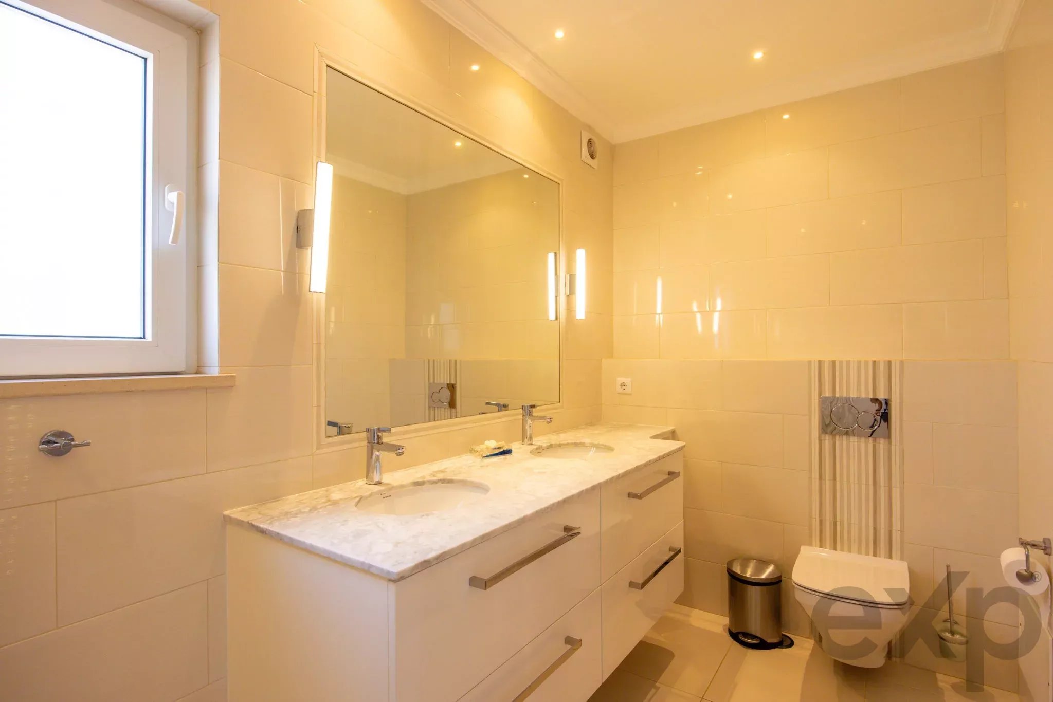 Moradia T4 com Vista Mar e Piscina de Água Salgada, Montinhos da Luz 87238933 image 22