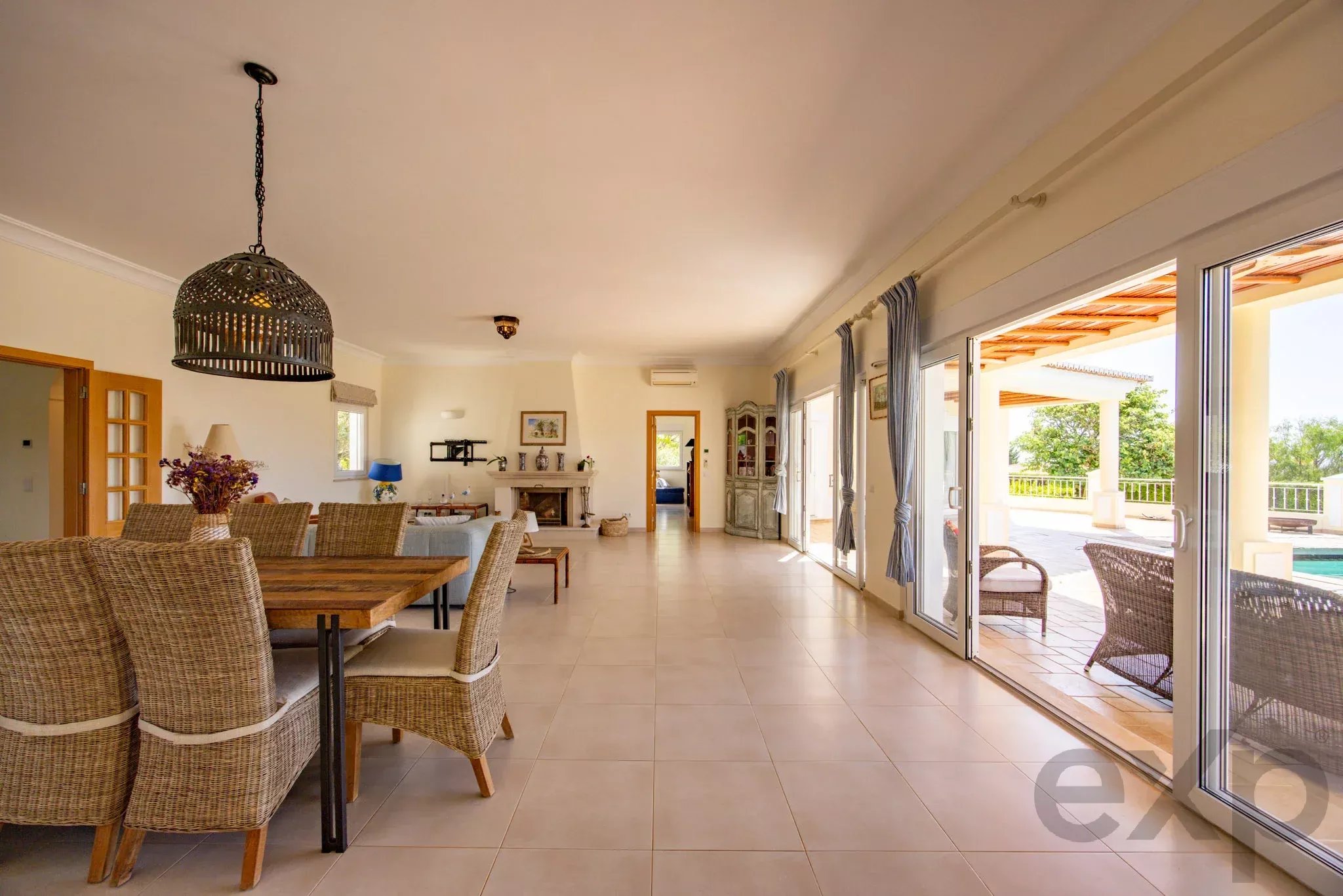 Moradia T4 com Vista Mar e Piscina de Água Salgada, Montinhos da Luz 87238933 image 9