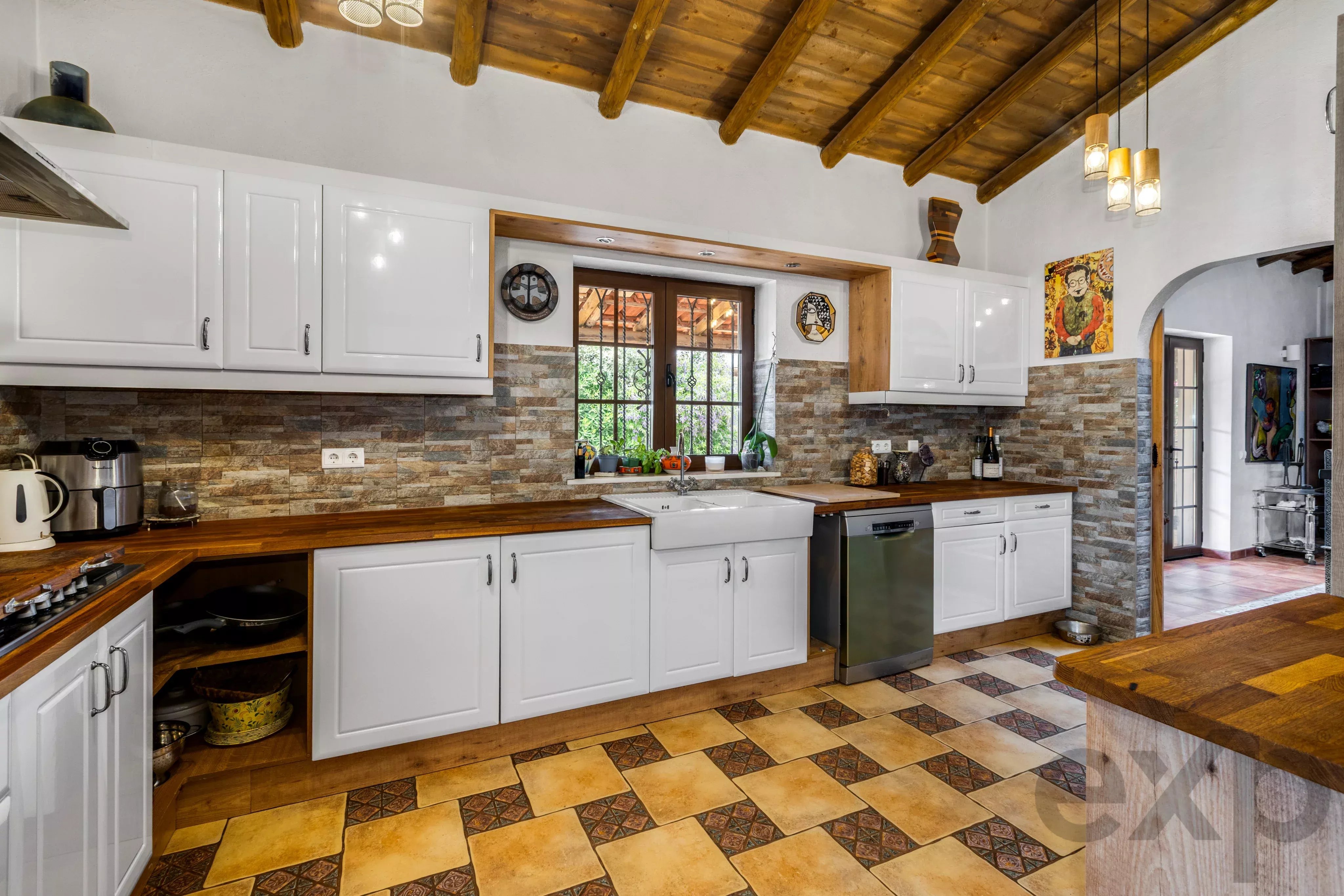 Lovely Family House with Equine Facilities, Located on 5.7 Acres 87244423 image 11