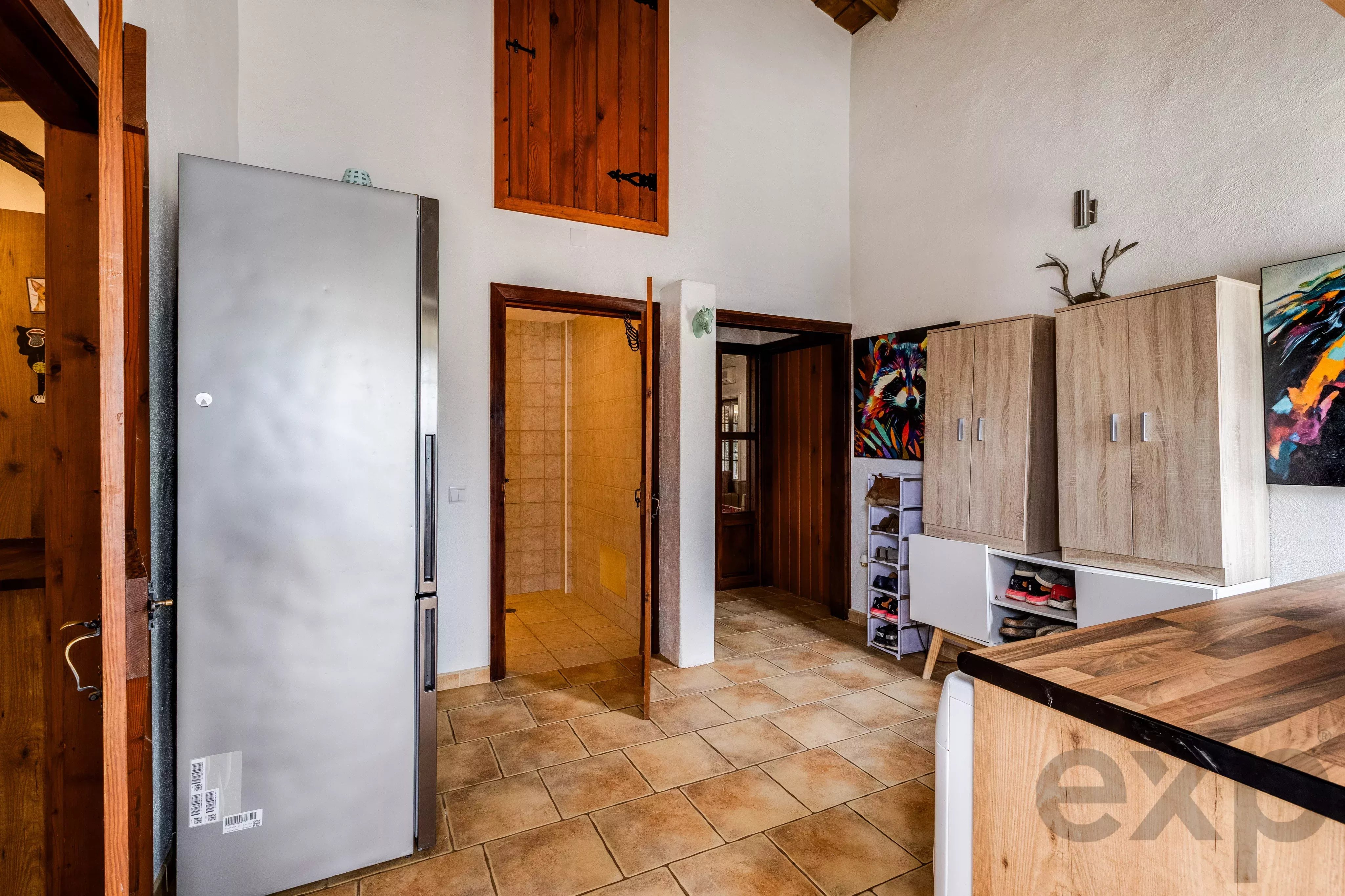 Lovely Family House with Equine Facilities, Located on 5.7 Acres 87244423 image 13