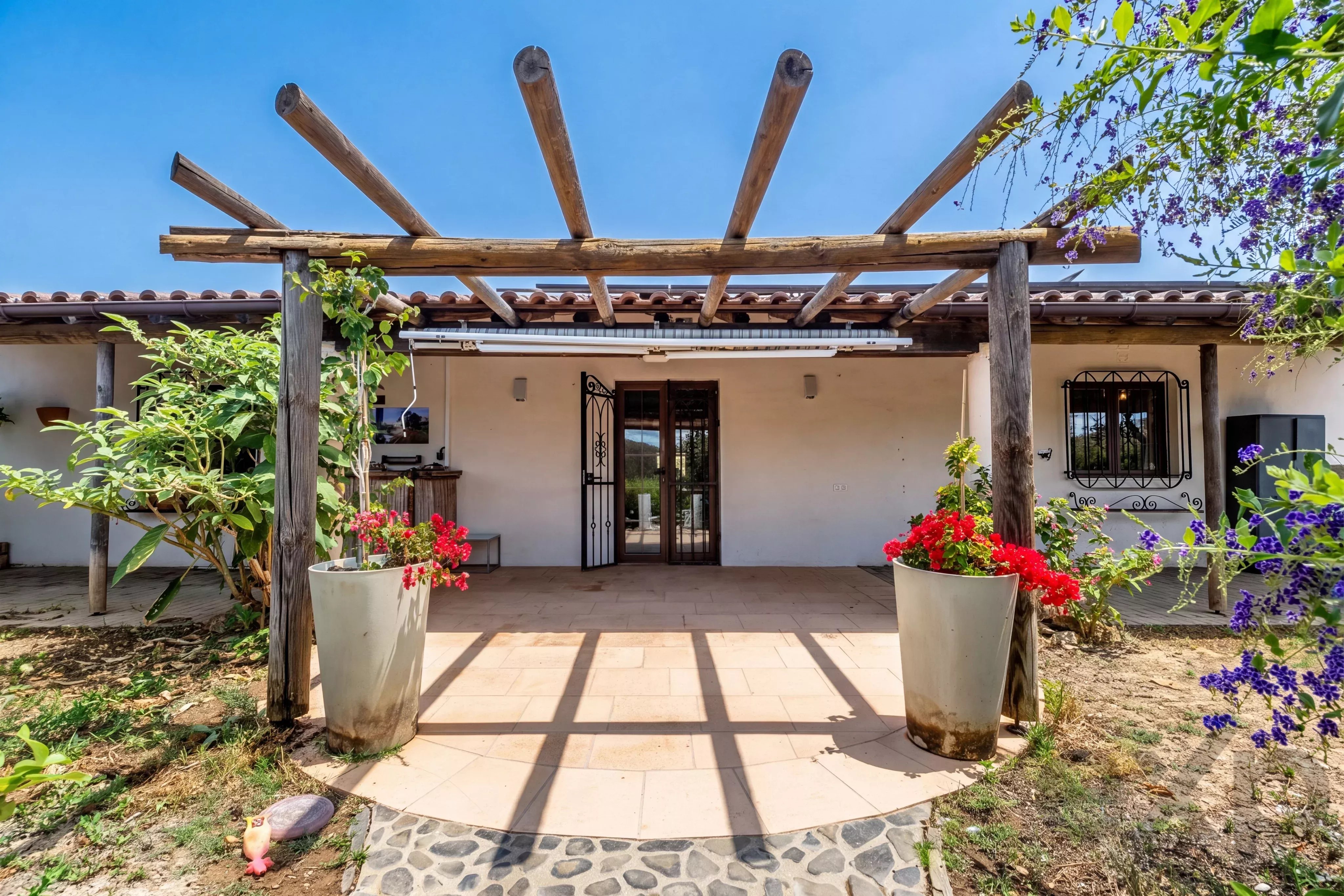 Lovely Family House with Equine Facilities, Located on 5.7 Acres 87244423 image 27