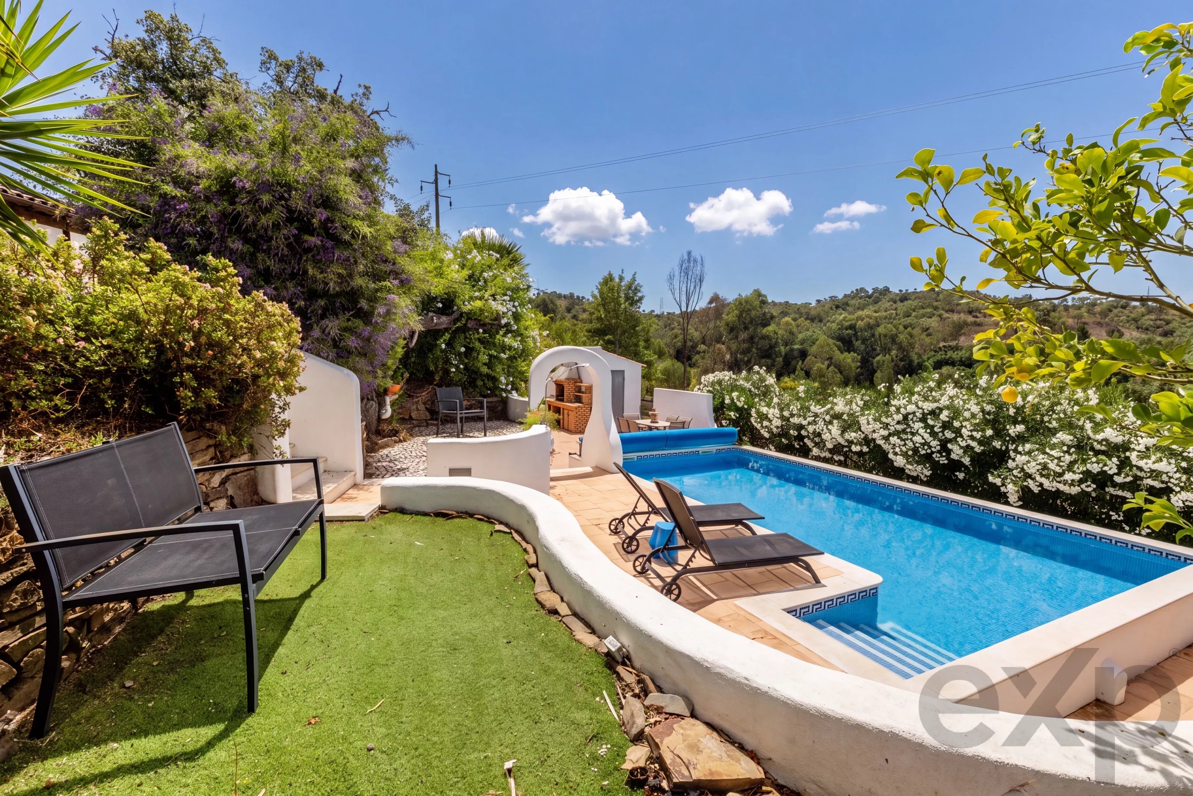 Lovely Family House with Equine Facilities, Located on 5.7 Acres 87244423 image 30