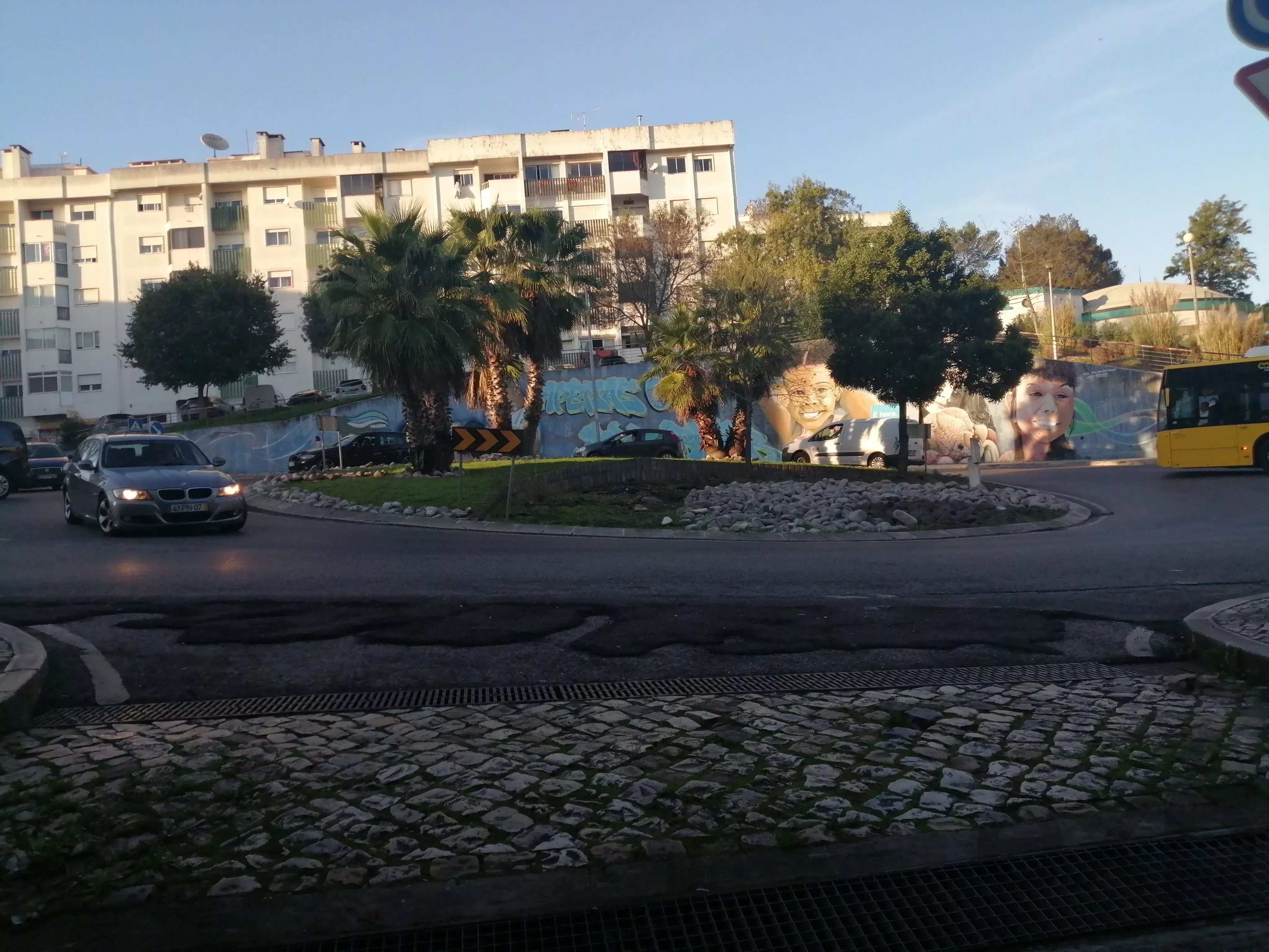 Garagem Box – Pendão – Queluz