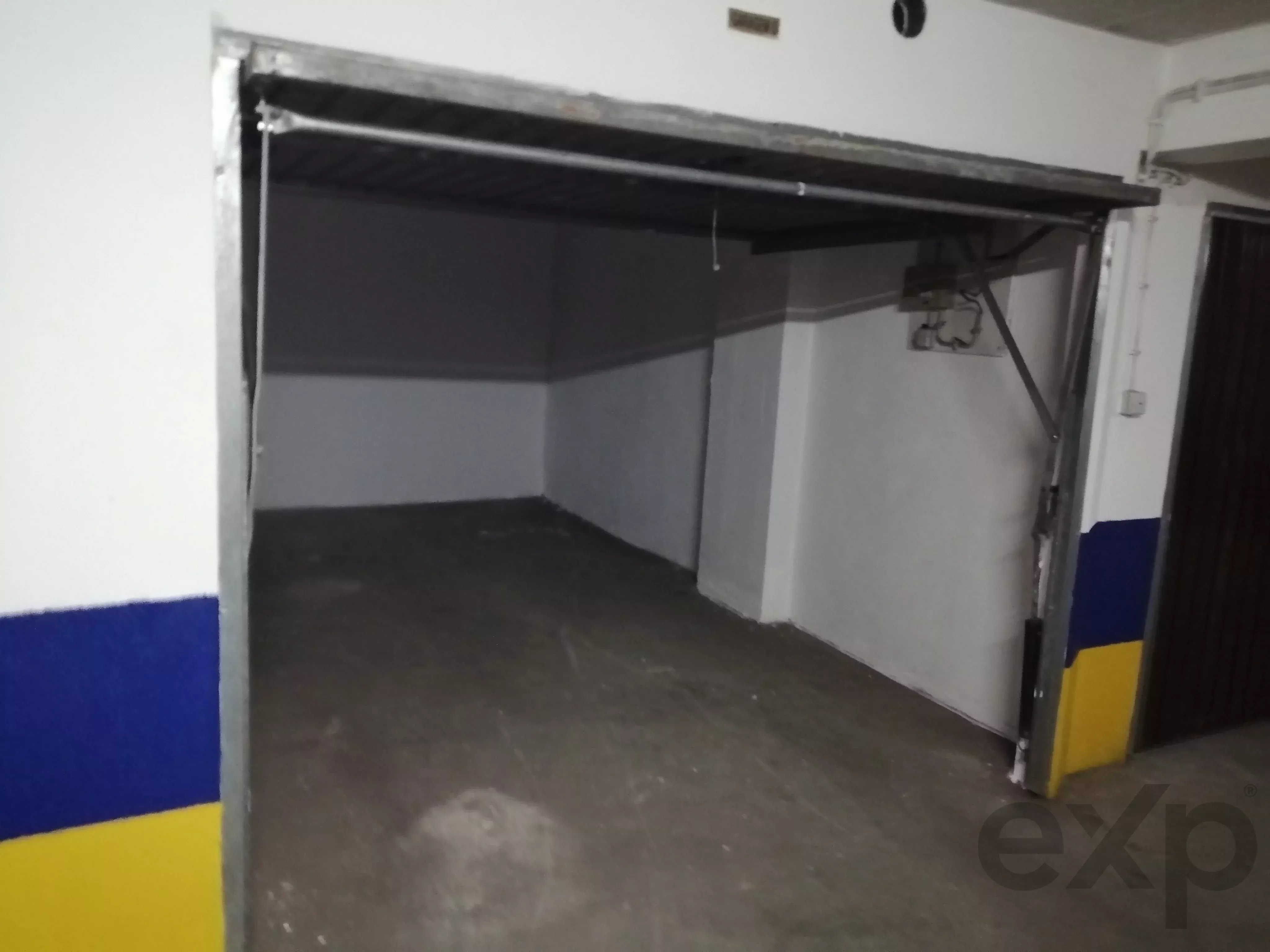 Garagem/Lugar de estacionamento para alugar em Queluz e Belas, 16 m²
