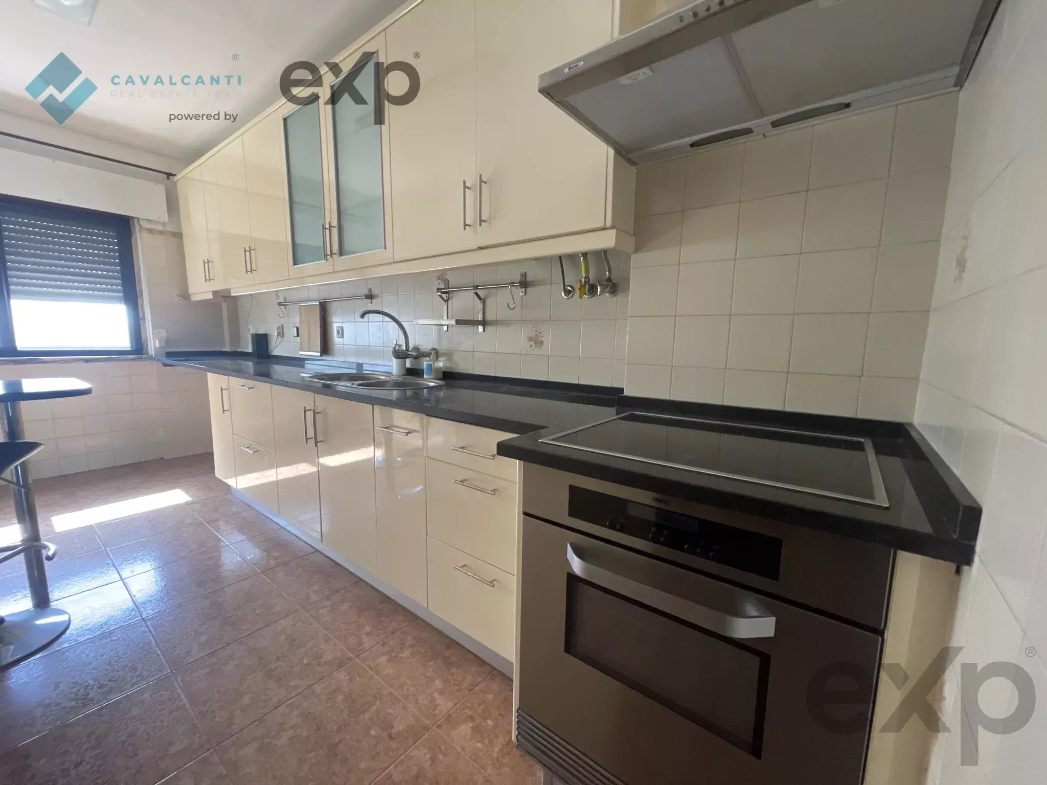 Amadora - Casal de São Brás - T3 Grandes Áreas com Excelente Potencial 87252677 image 33