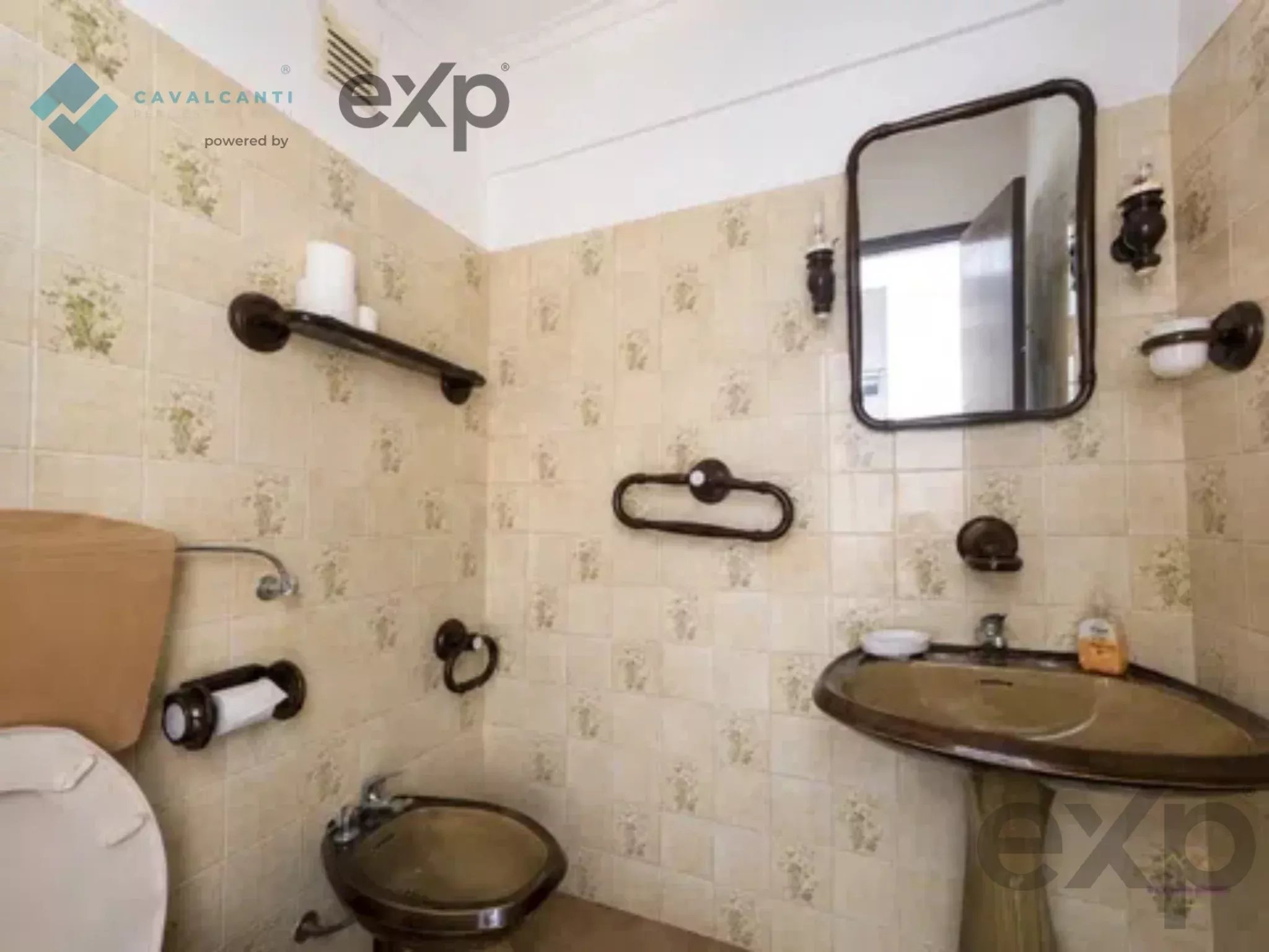 Amadora - Casal de São Brás - T3 Grandes Áreas com Excelente Potencial 87252677 image 53