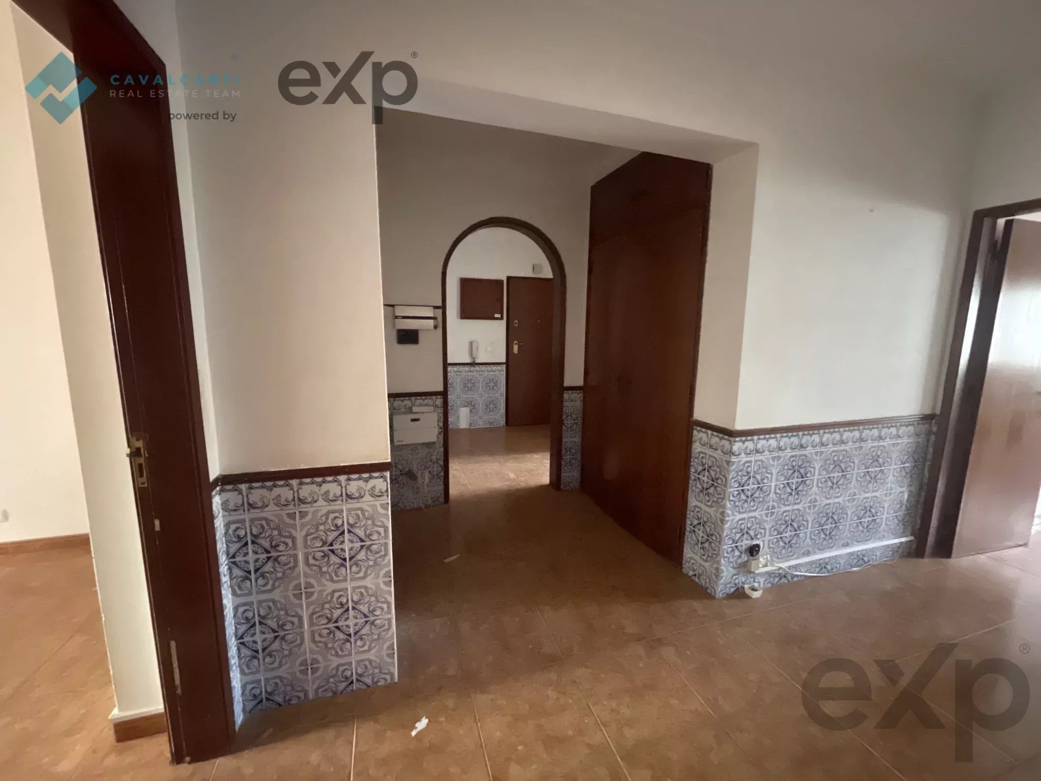 Amadora - Casal de São Brás - T3 Grandes Áreas com Excelente Potencial 87252677 image 38