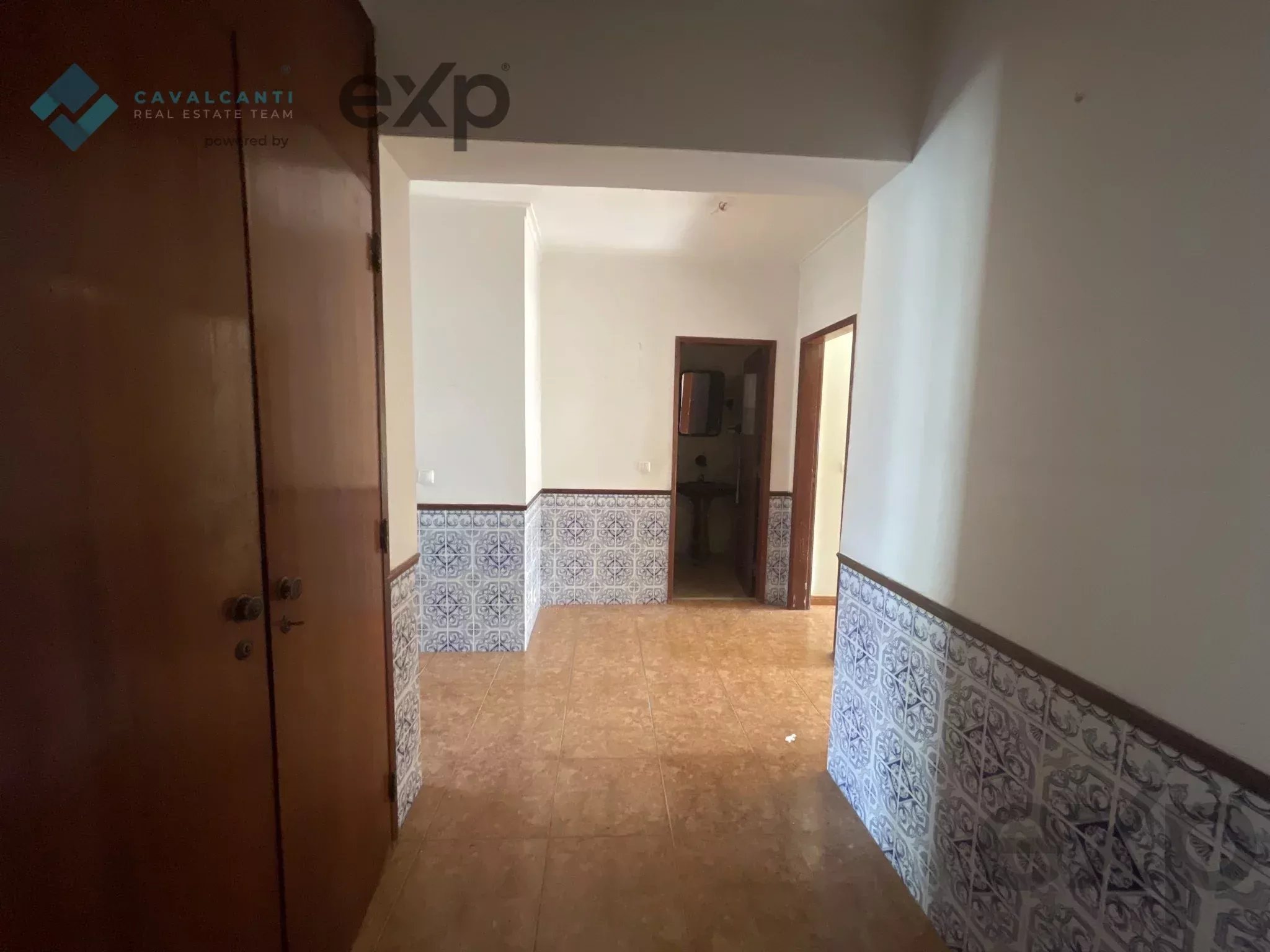 Amadora - Casal de São Brás - T3 Grandes Áreas com Excelente Potencial 87252677 image 37