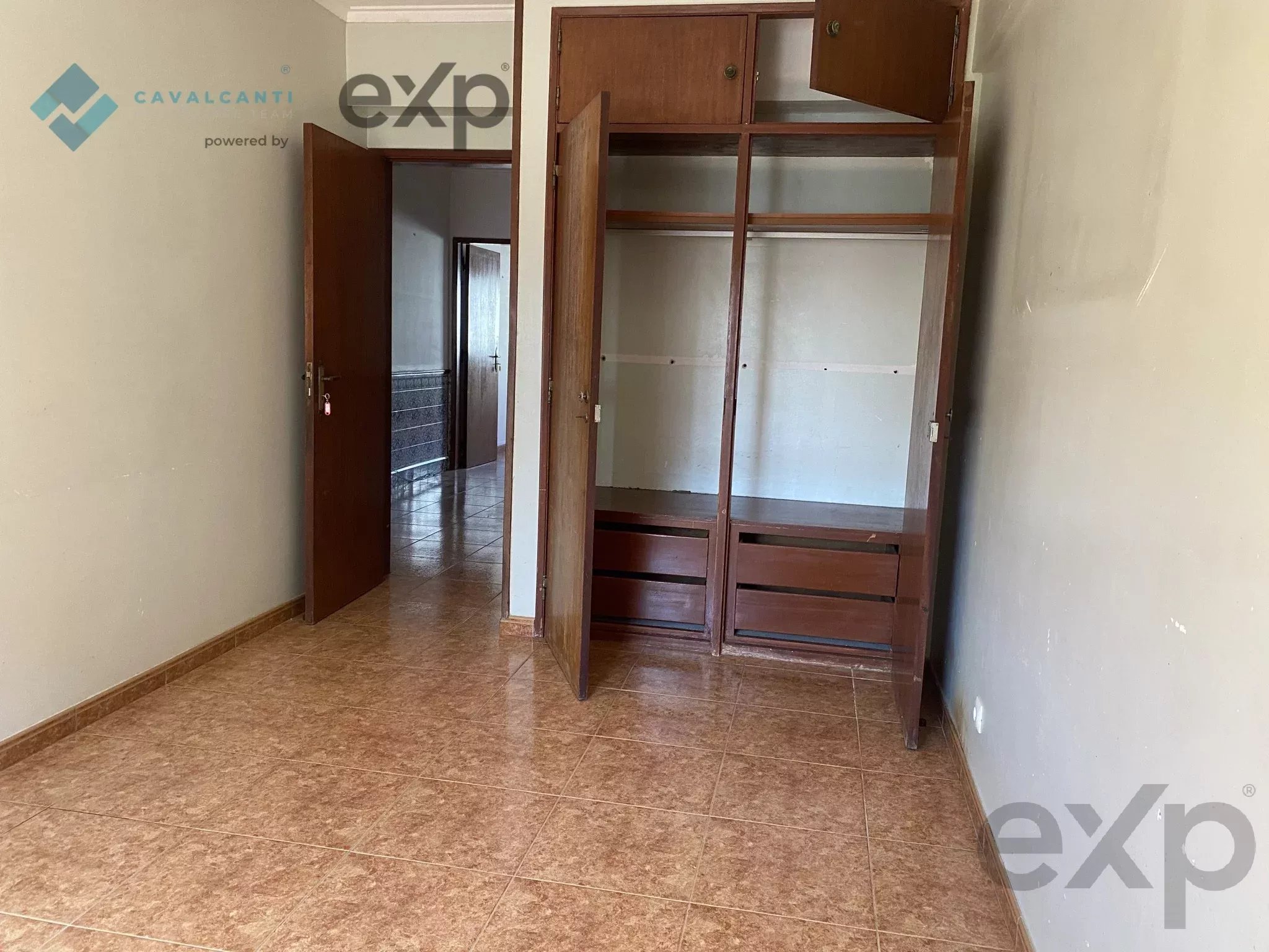 Amadora - Casal de São Brás - T3 Grandes Áreas com Excelente Potencial 87252677 image 64