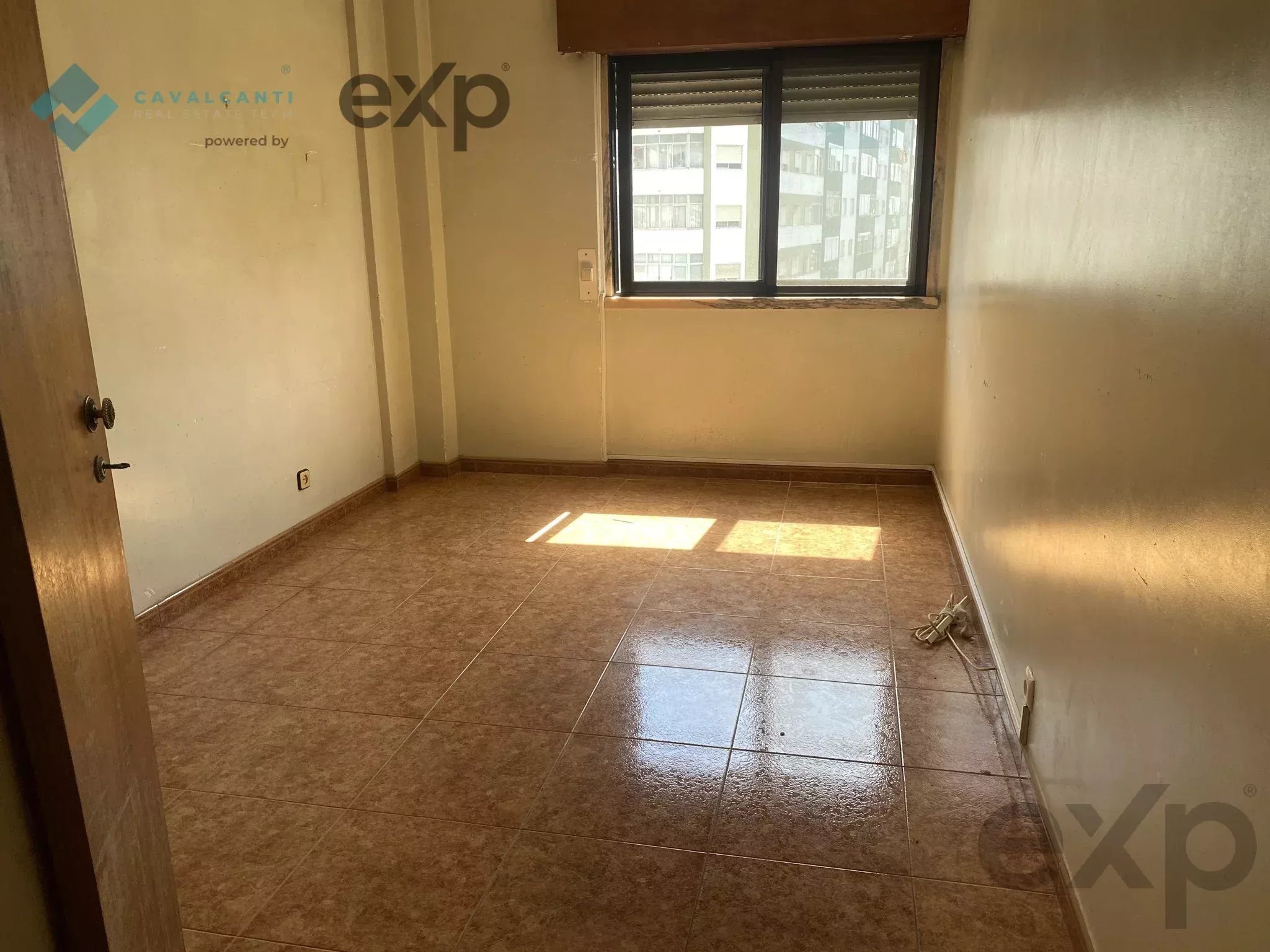 Amadora - Casal de São Brás - T3 Grandes Áreas com Excelente Potencial 87252677 image 65