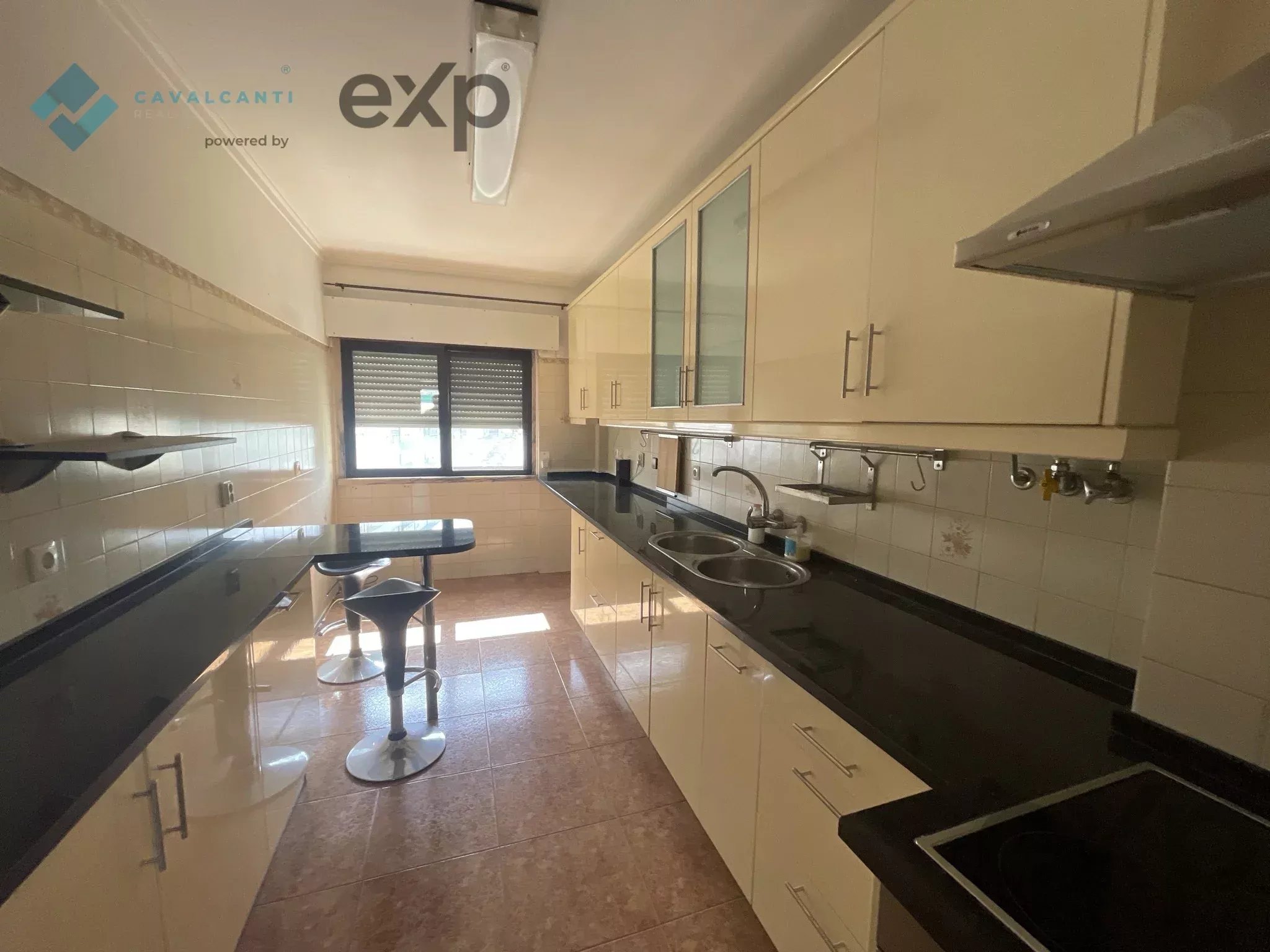 Amadora - Casal de São Brás - T3 Grandes Áreas com Excelente Potencial 87252677 image 32