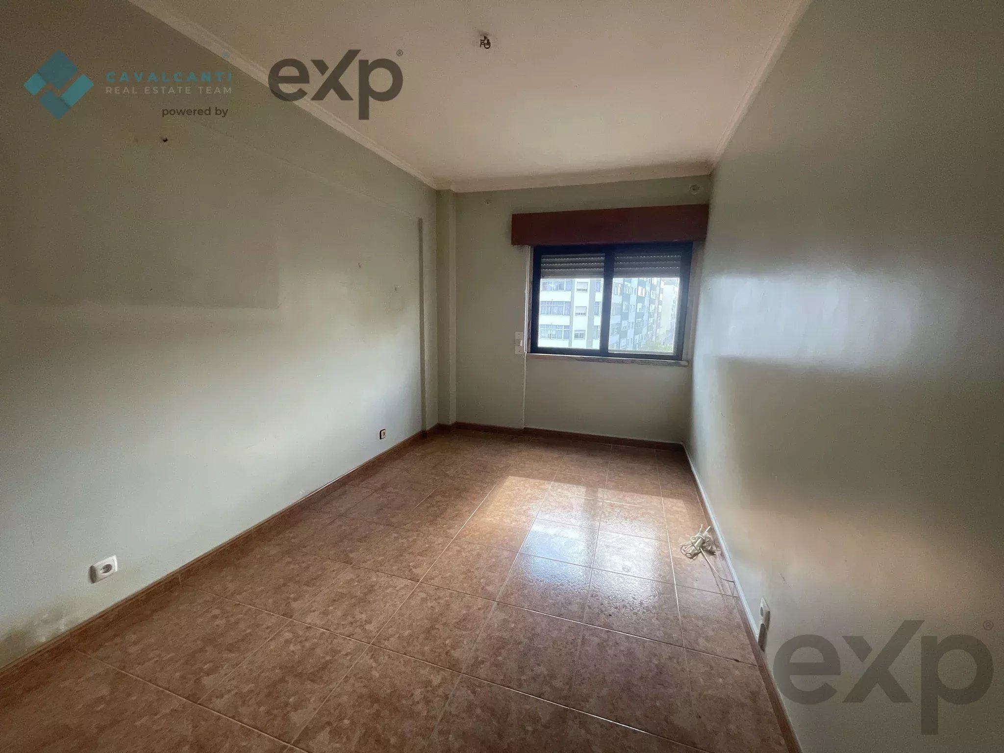 Amadora - Casal de São Brás - T3 Grandes Áreas com Excelente Potencial 87252677 image 57
