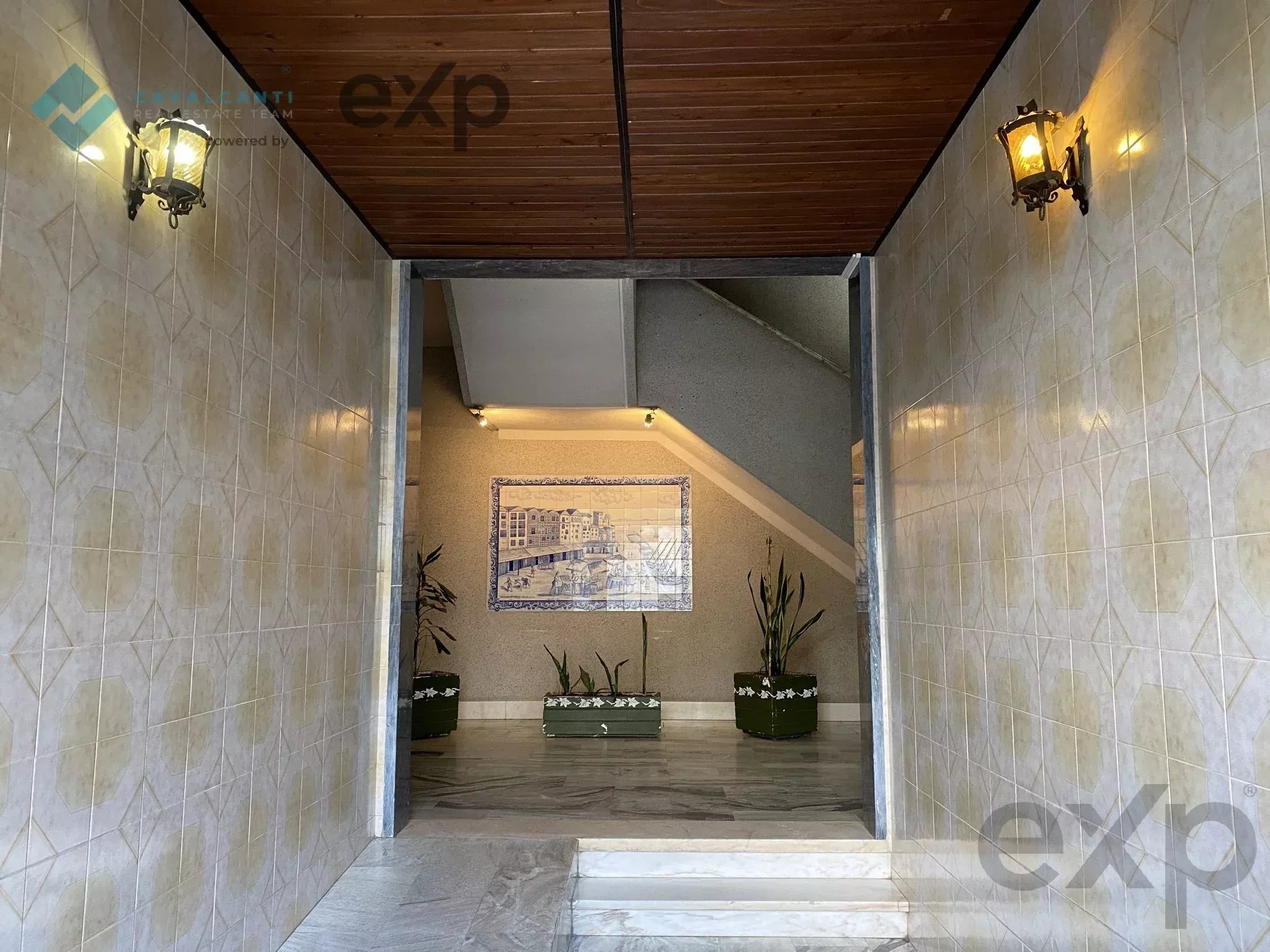 Apartamento T3 Grandes Áreas com Excelente Potencial