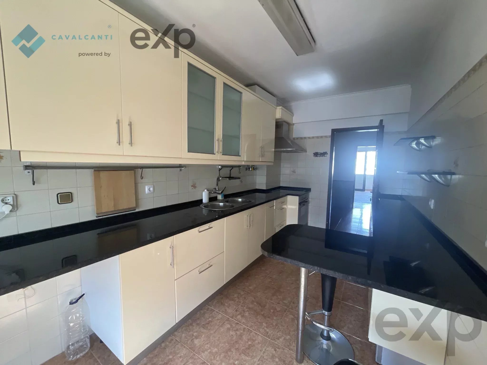 Amadora - Casal de São Brás - T3 Grandes Áreas com Excelente Potencial 87252677 image 34