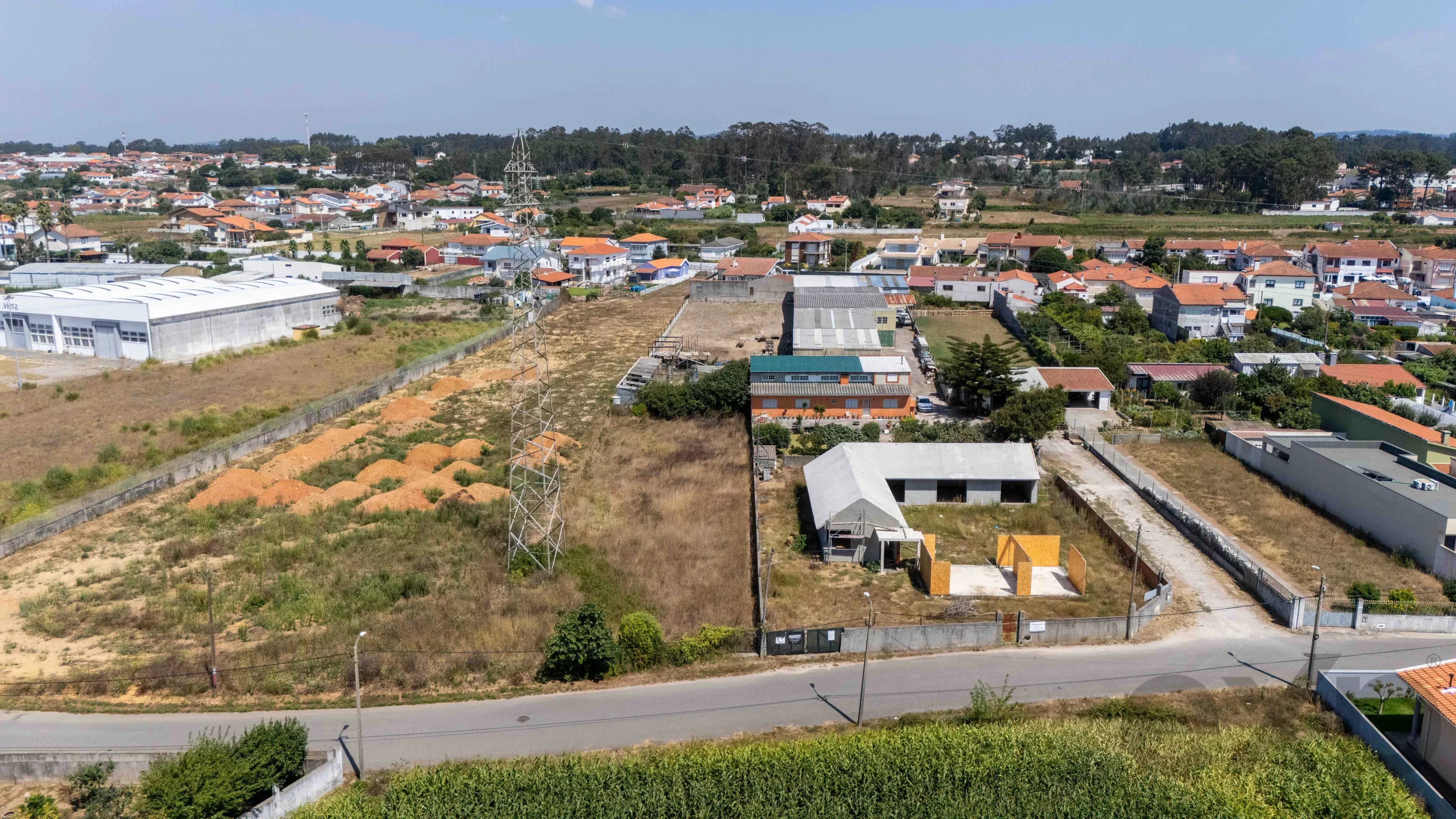 Terreno à venda em Espinho, 1122 m²