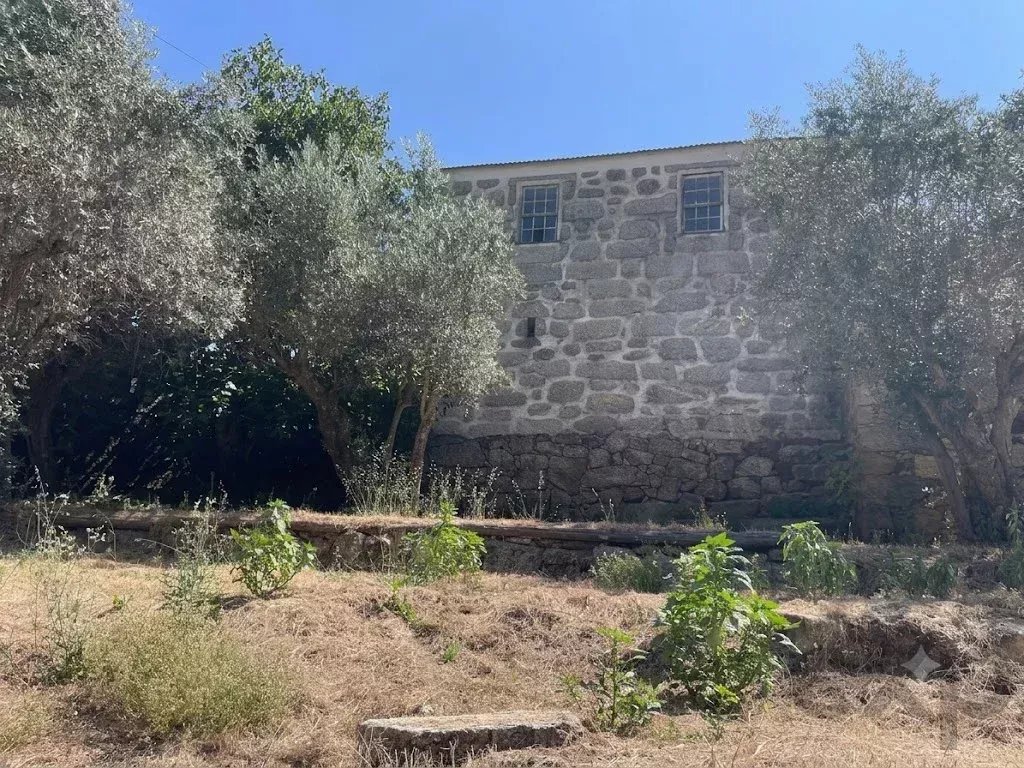 Quinta com Moradia e Terrenos | Junto aos Passadiços do Mondego | Guarda