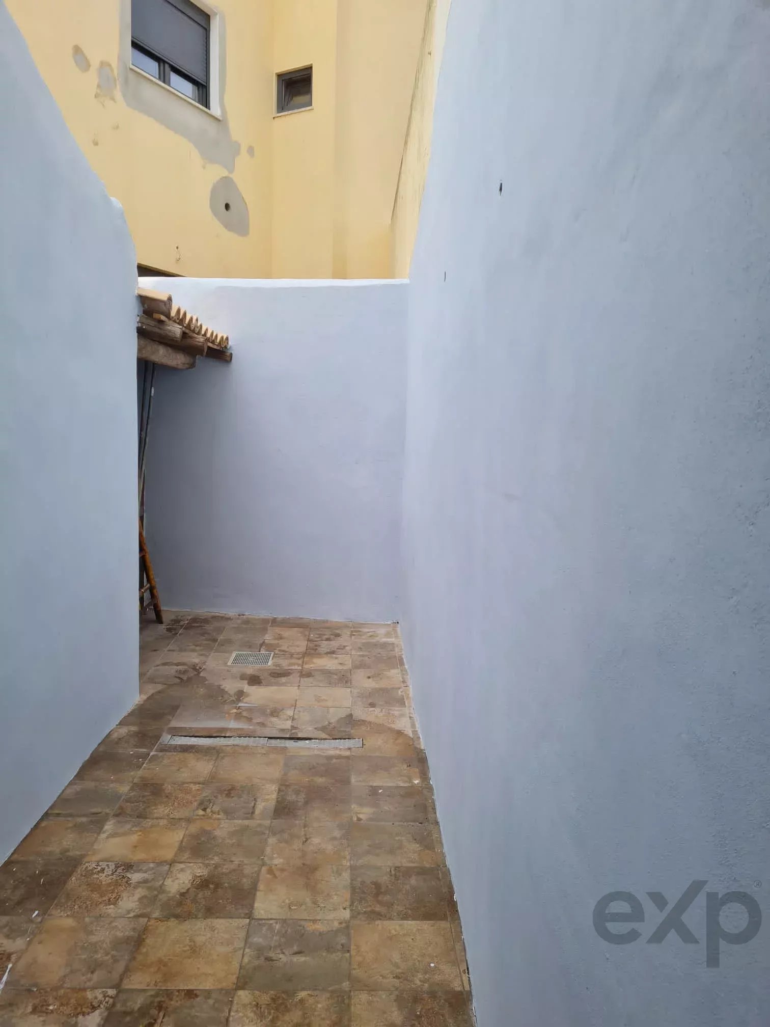 Residential House for sale in Lagoa e Carvoeiro, 46 m²