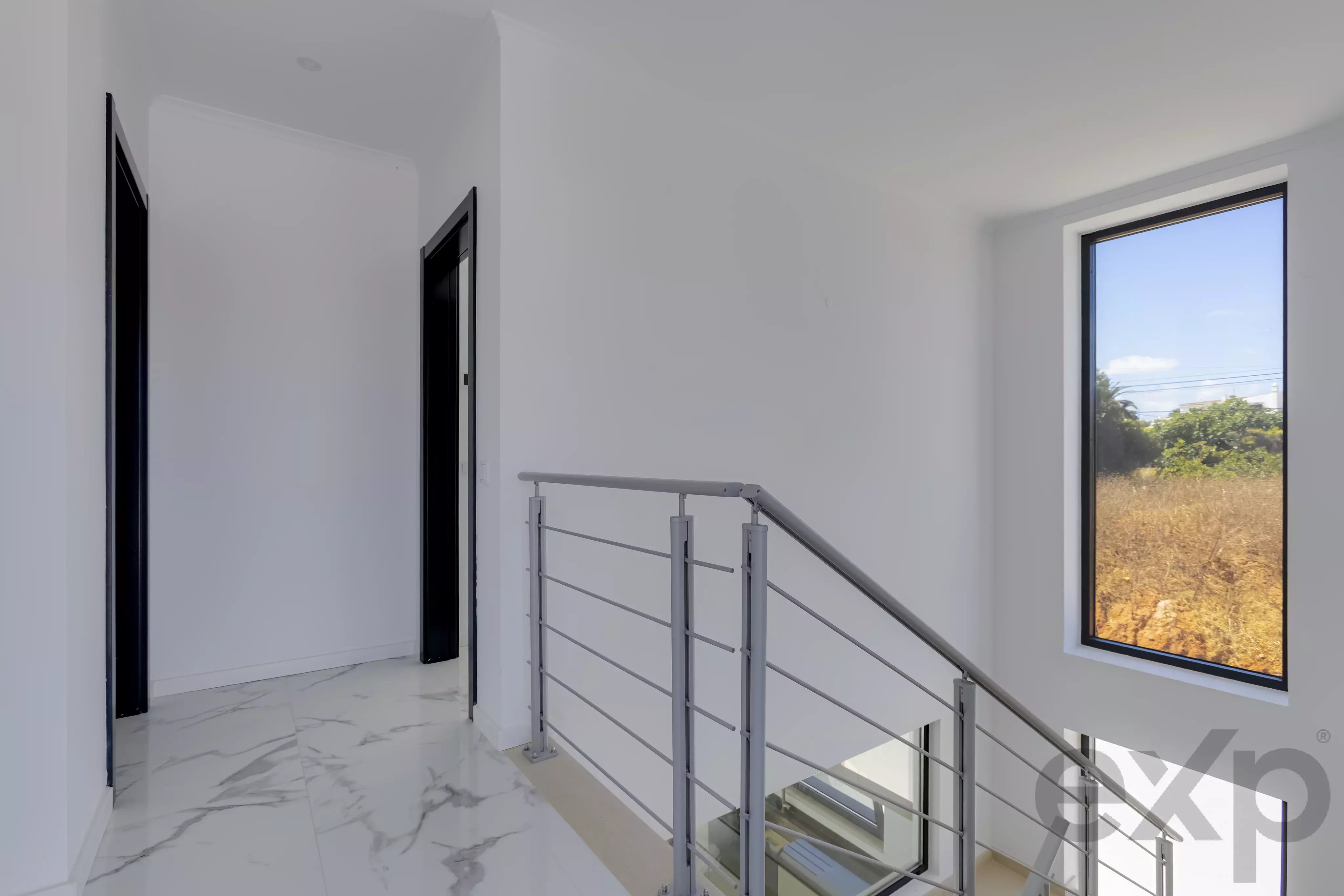 New Detached House with Private Pool, Just Steps from Meia Praia, Lagos 87275937 image 23