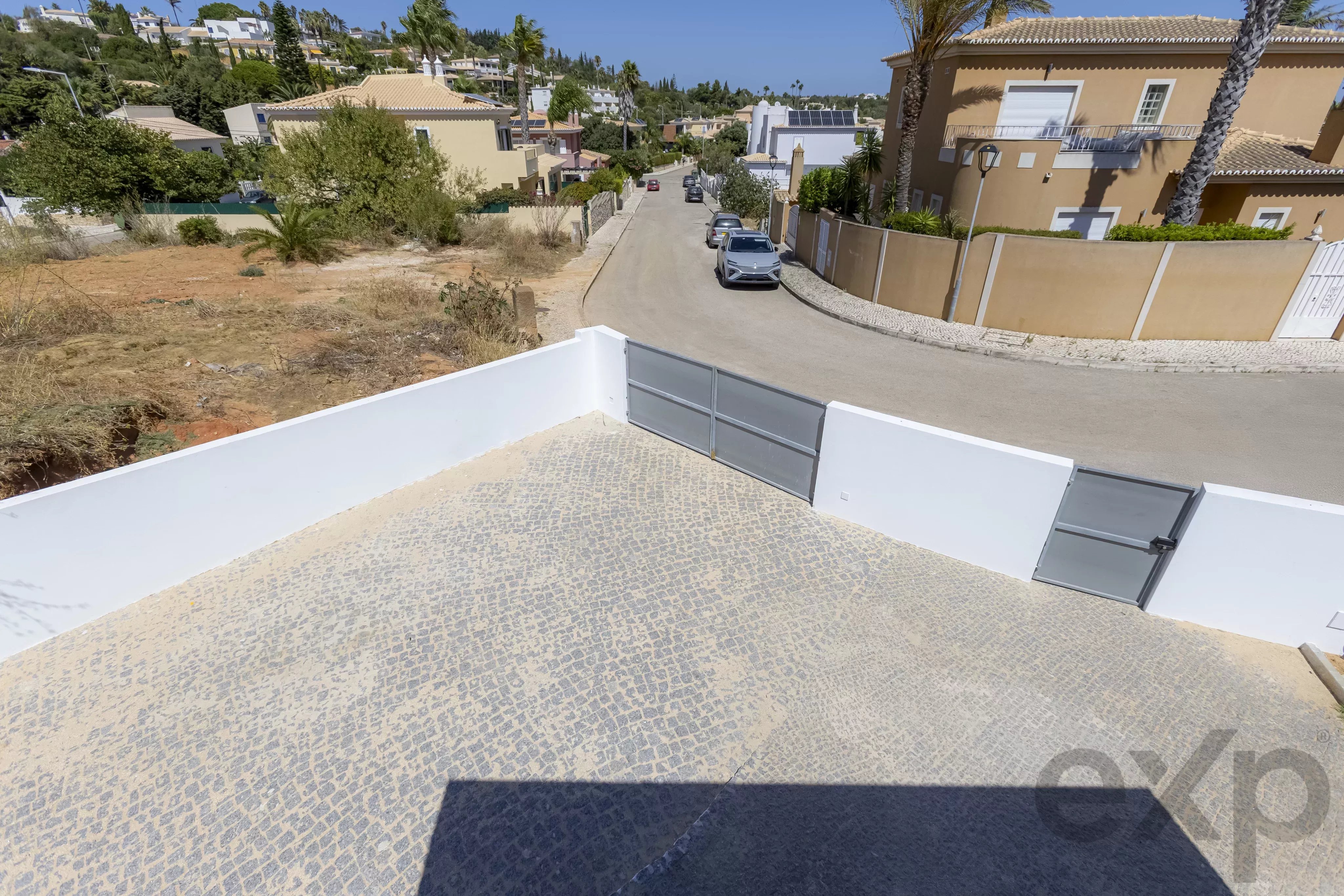 New Detached House with Private Pool, Just Steps from Meia Praia, Lagos 87275937 image 26