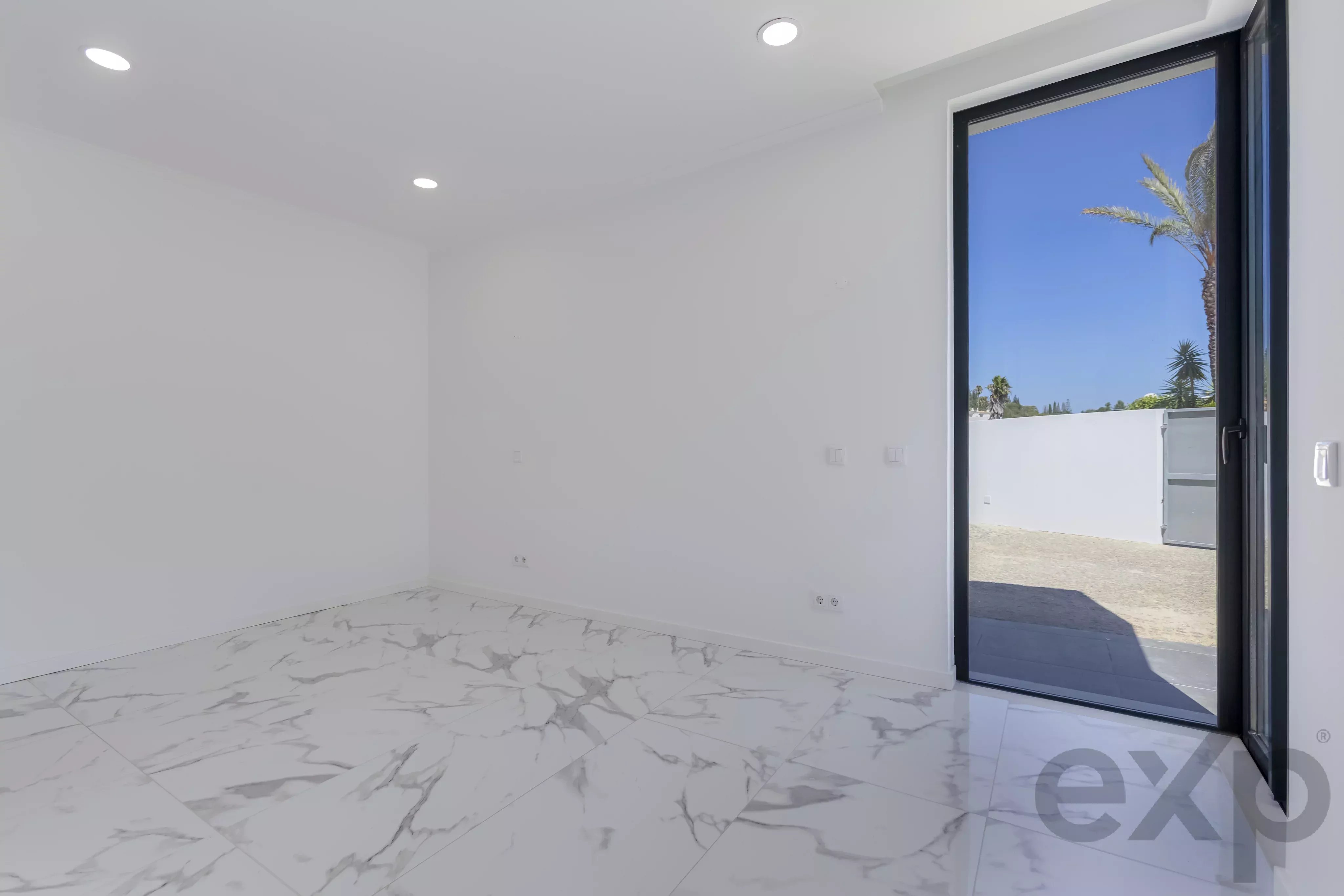 New Detached House with Private Pool, Just Steps from Meia Praia, Lagos 87275937 image 15