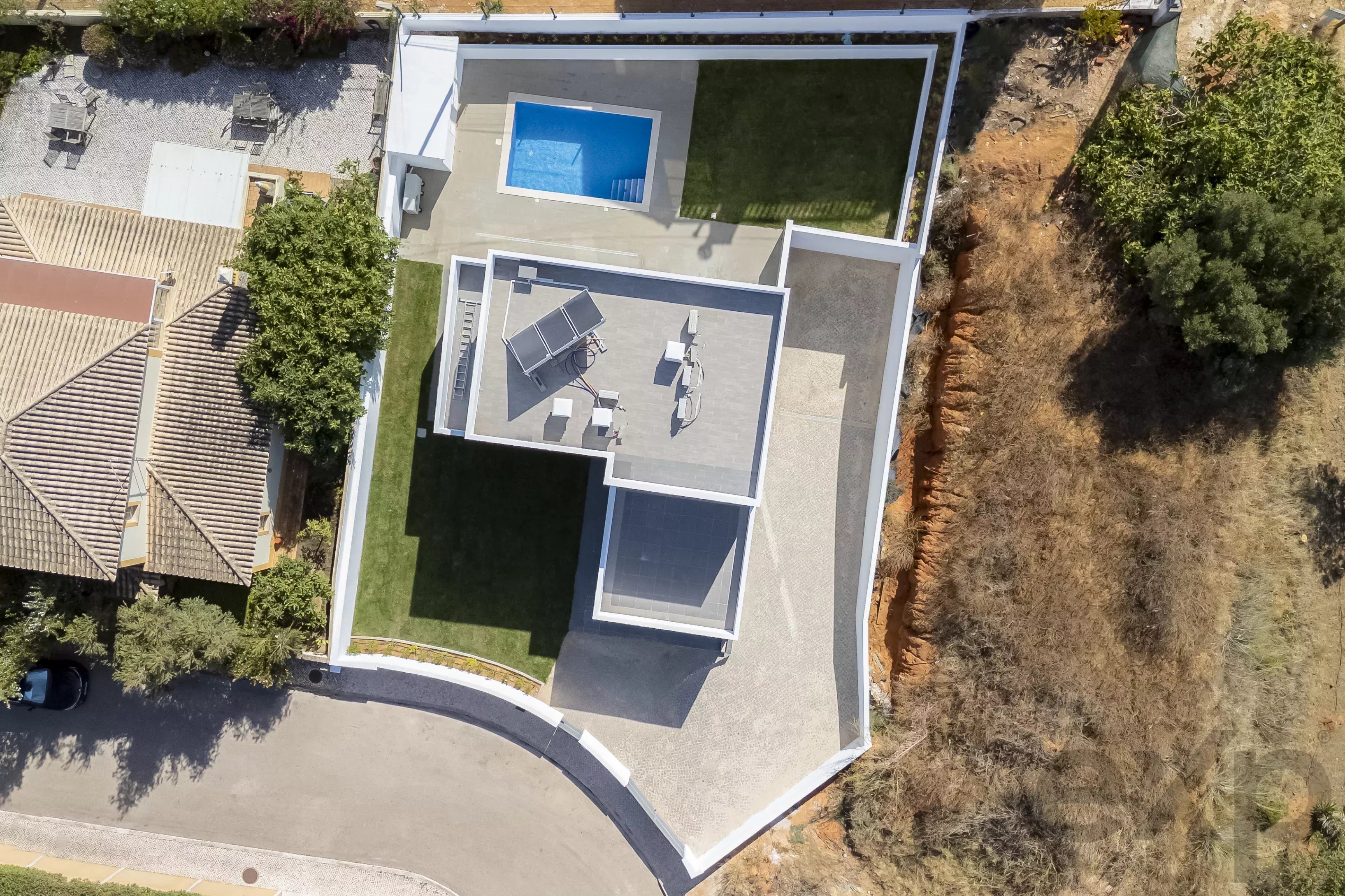 New Detached House with Private Pool, Just Steps from Meia Praia, Lagos 87275937 image 48