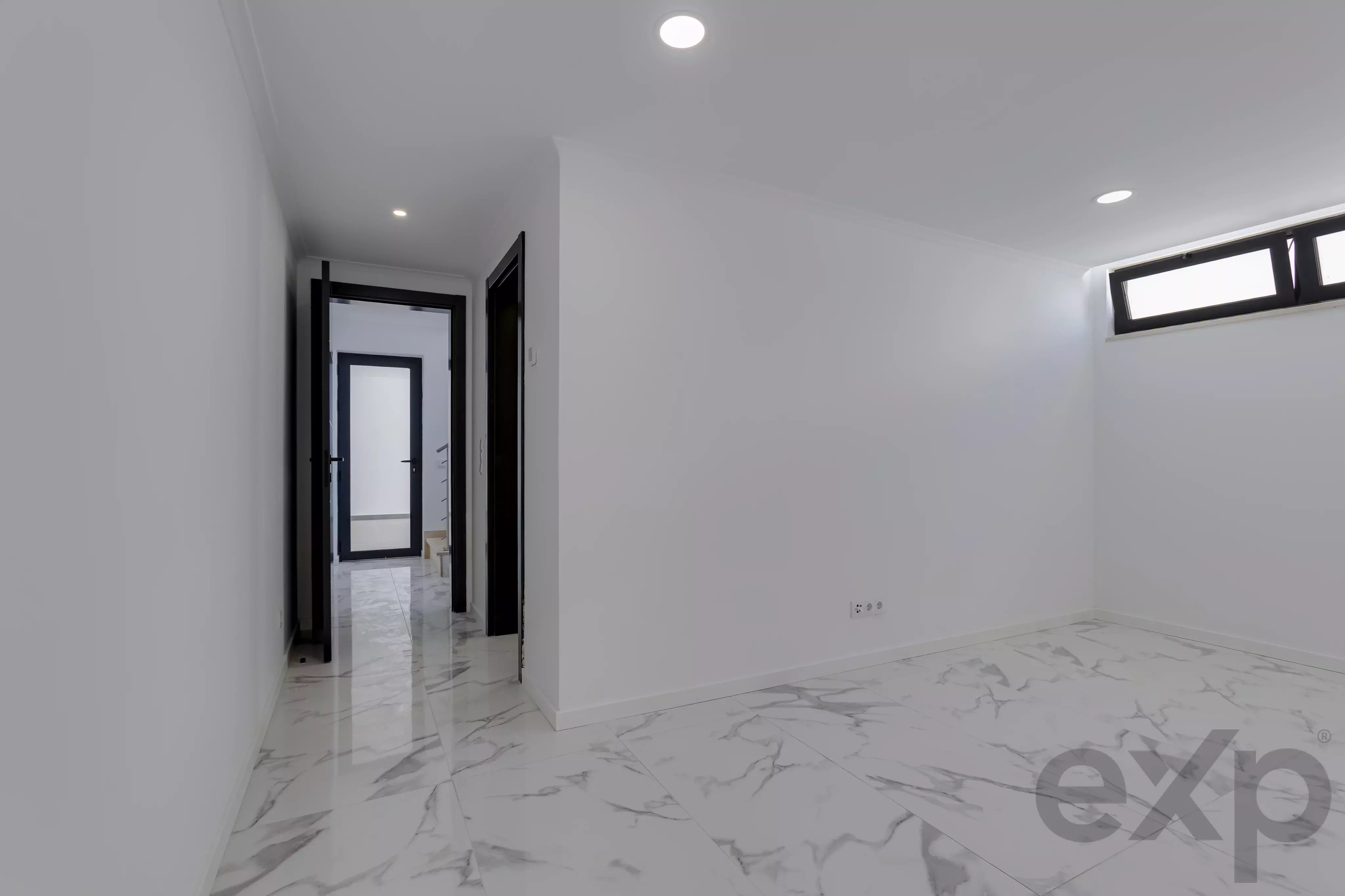 New Detached House with Private Pool, Just Steps from Meia Praia, Lagos 87275937 image 41