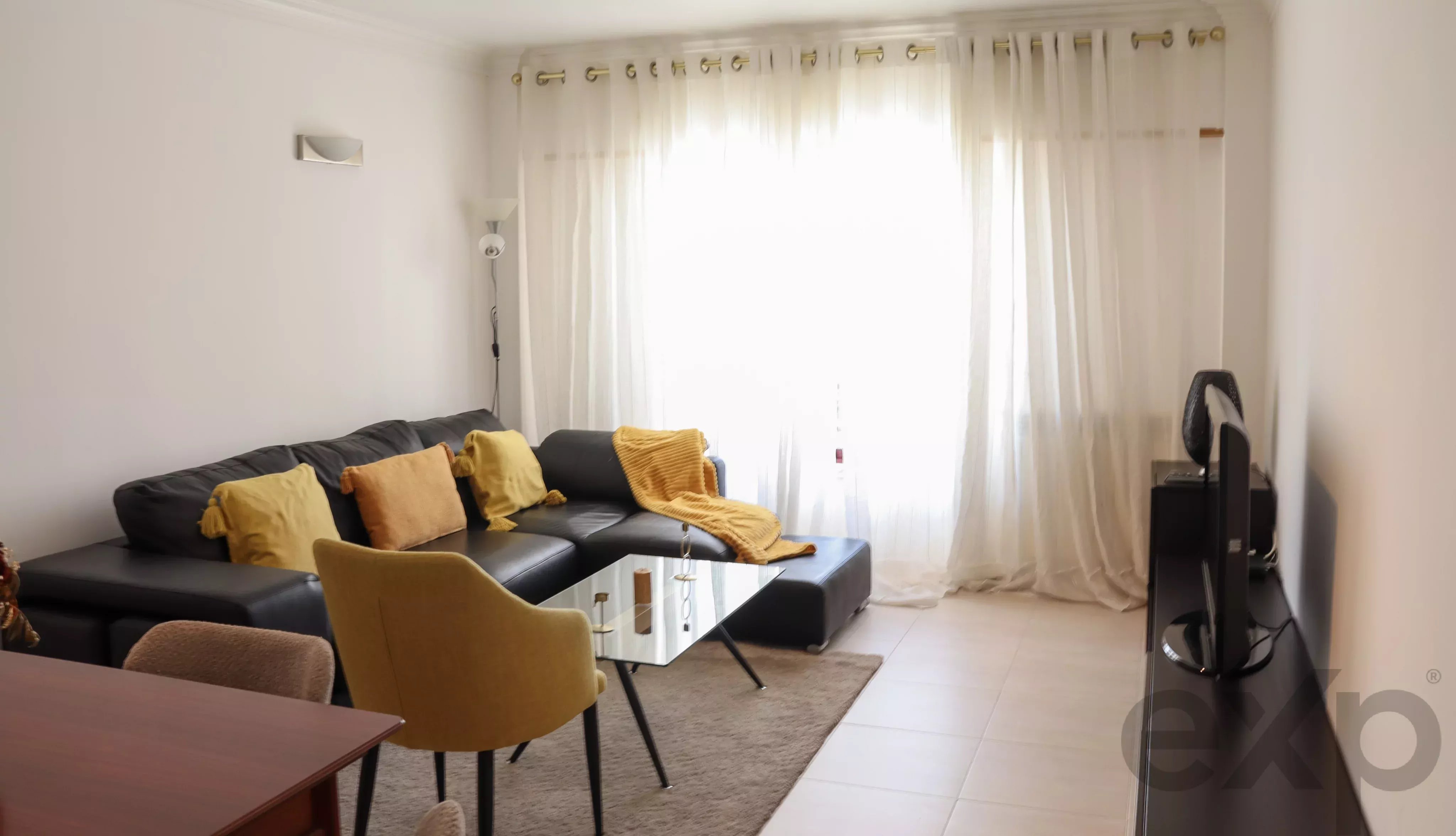 Apartamento para alugar em Ramada e Caneças, 95 m²