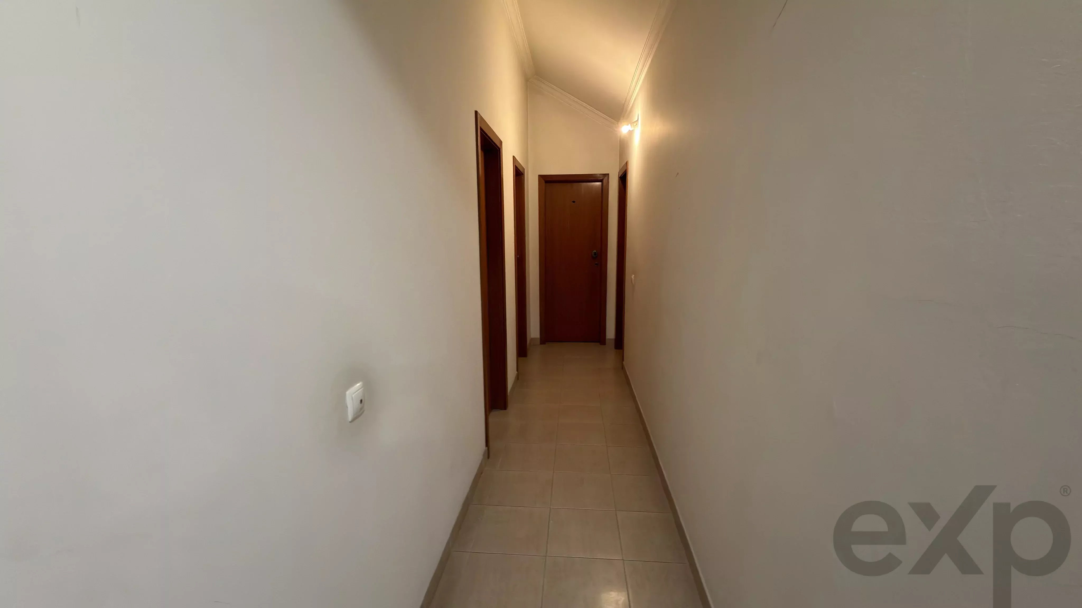 Apartamento T2 Remodelado na Baixa da Banheira – Conforto, Modernidade e Garagem Privativa e Arrecadação 87282355 image 20