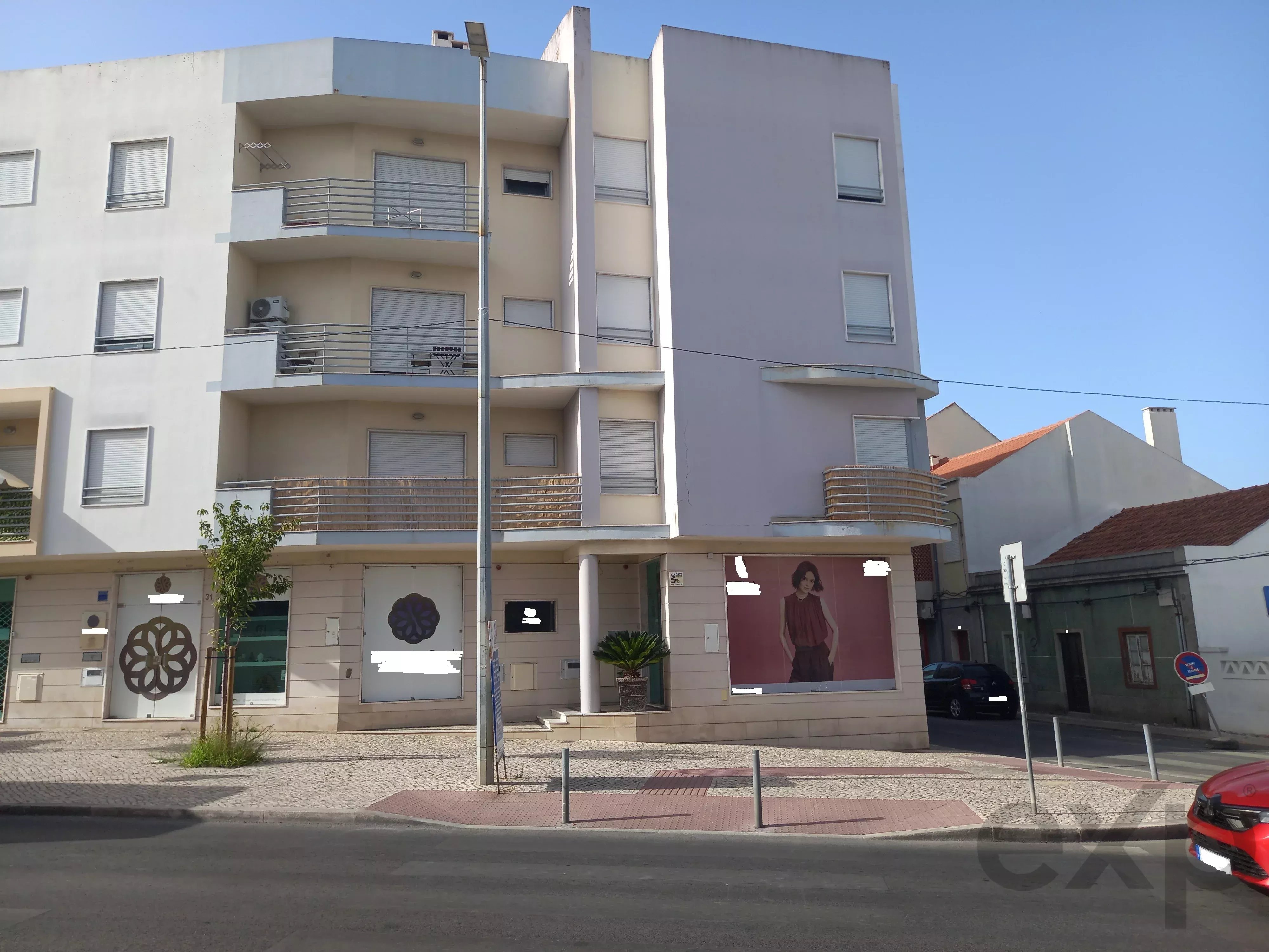 Apartamento à venda em Baixa da Banheira e Vale da Amoreira, 90 m²