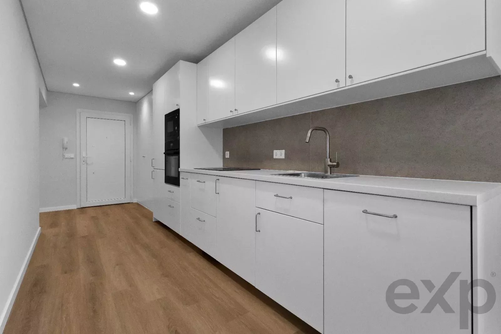 Apartamento para alugar em Vila Nova De Gaia, Largo Soares dos Reis 4, 4400-000 Vila Nova De Gaia, 96 m²