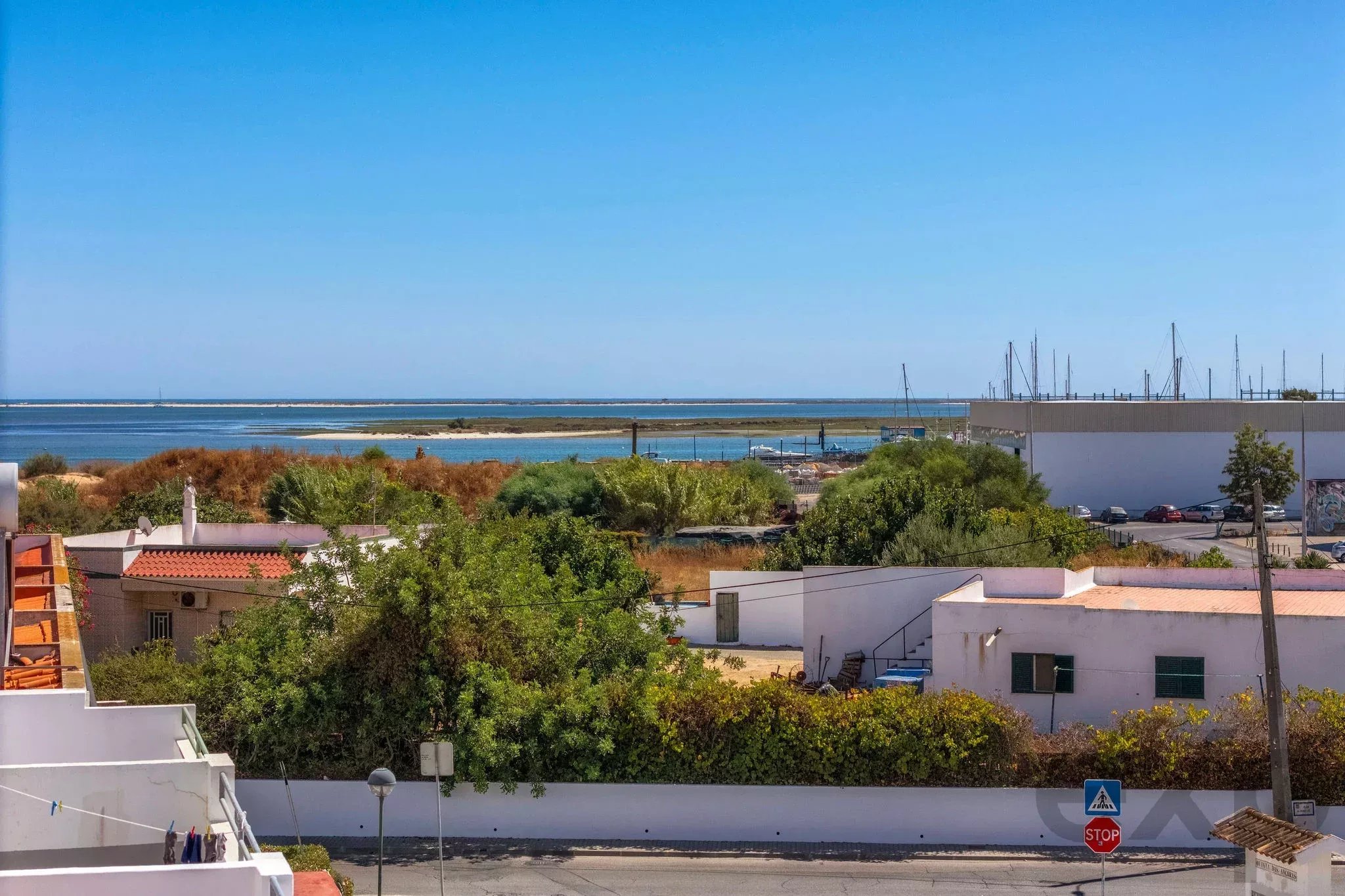 Moradia T2+1 com quintal e terraços com vista mar em Olhão, junto à Ria Formosa! 87332254 image 43