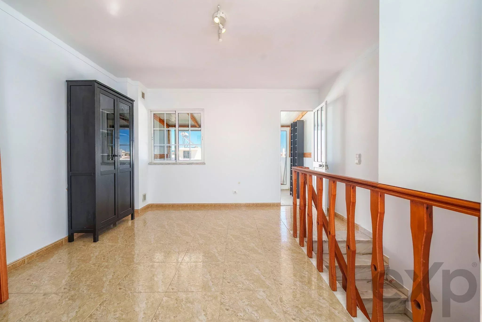 Moradia T2+1 com quintal e terraços com vista mar em Olhão, junto à Ria Formosa! 87332254 image 31