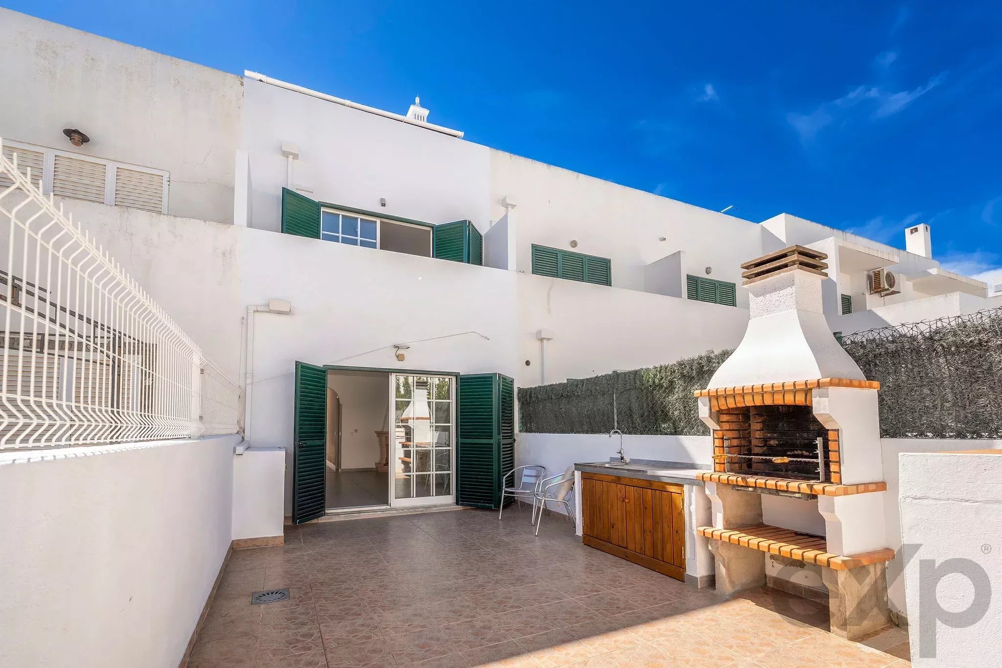 Moradia T2+1 com quintal e terraços com vista mar em Olhão, junto à Ria Formosa! 87332254 image 15