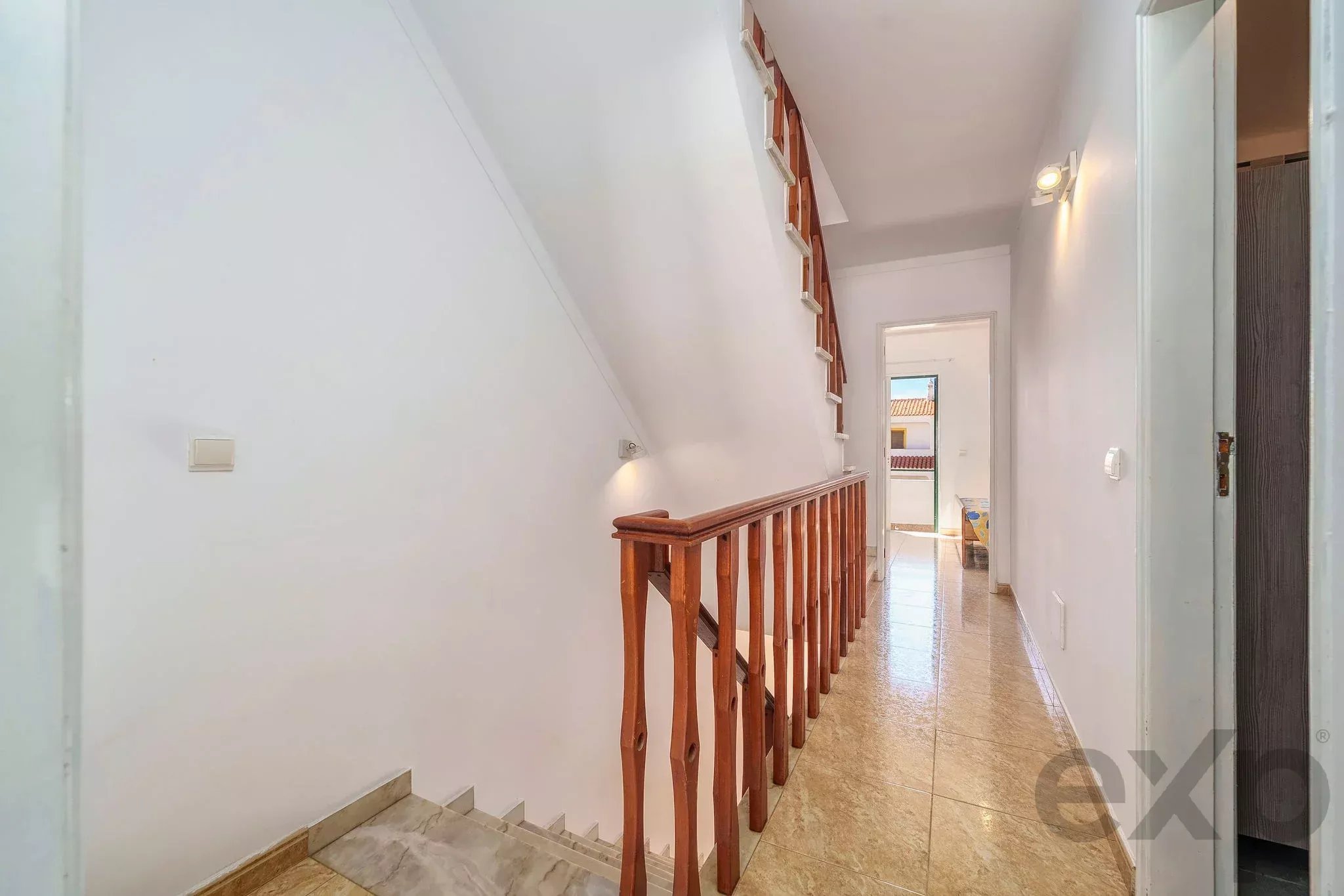Moradia T2+1 com quintal e terraços com vista mar em Olhão, junto à Ria Formosa! 87332254 image 16