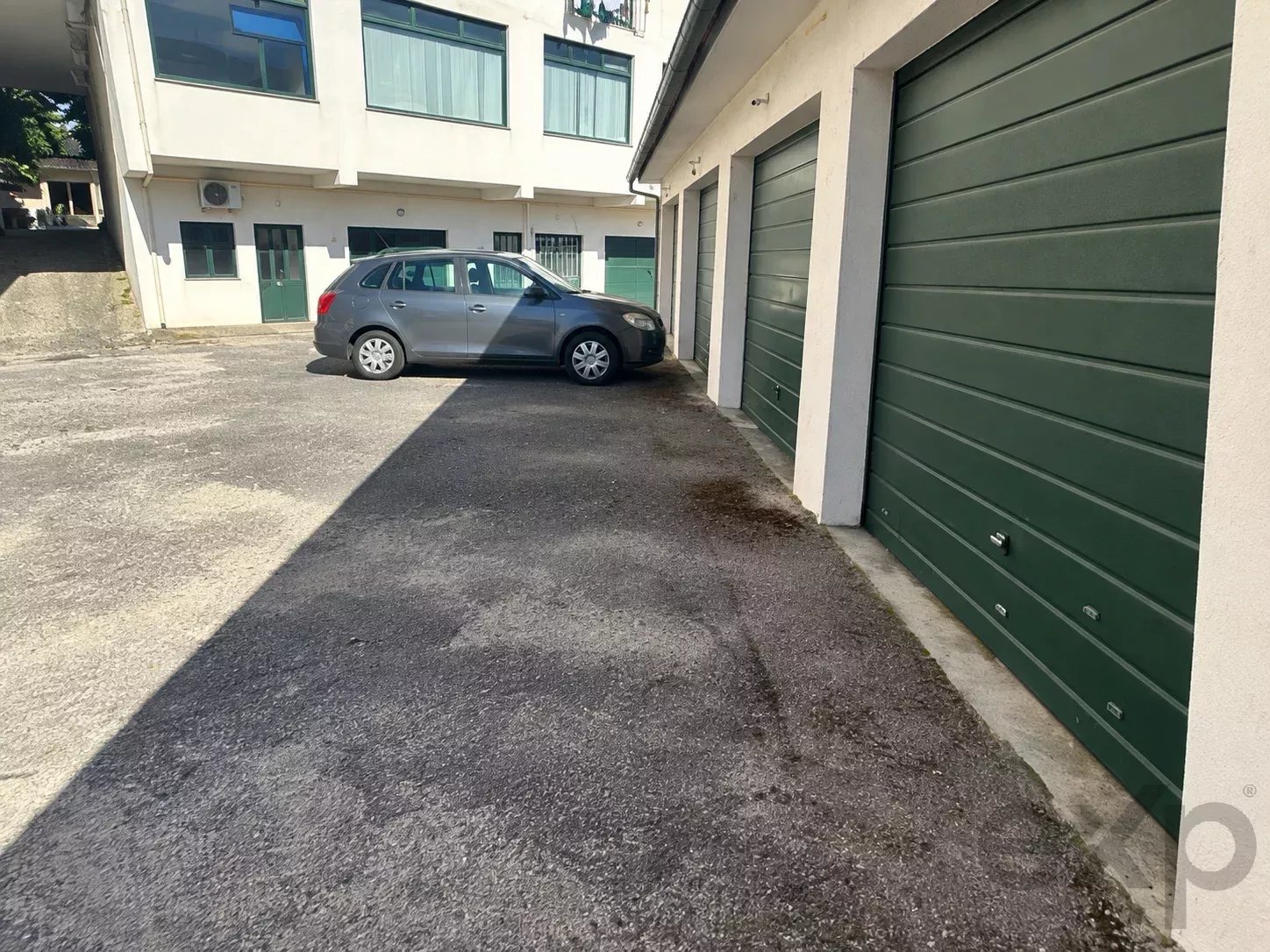 Garagem/Lugar de estacionamento para alugar em Tondela e Nandufe, 16 m²
