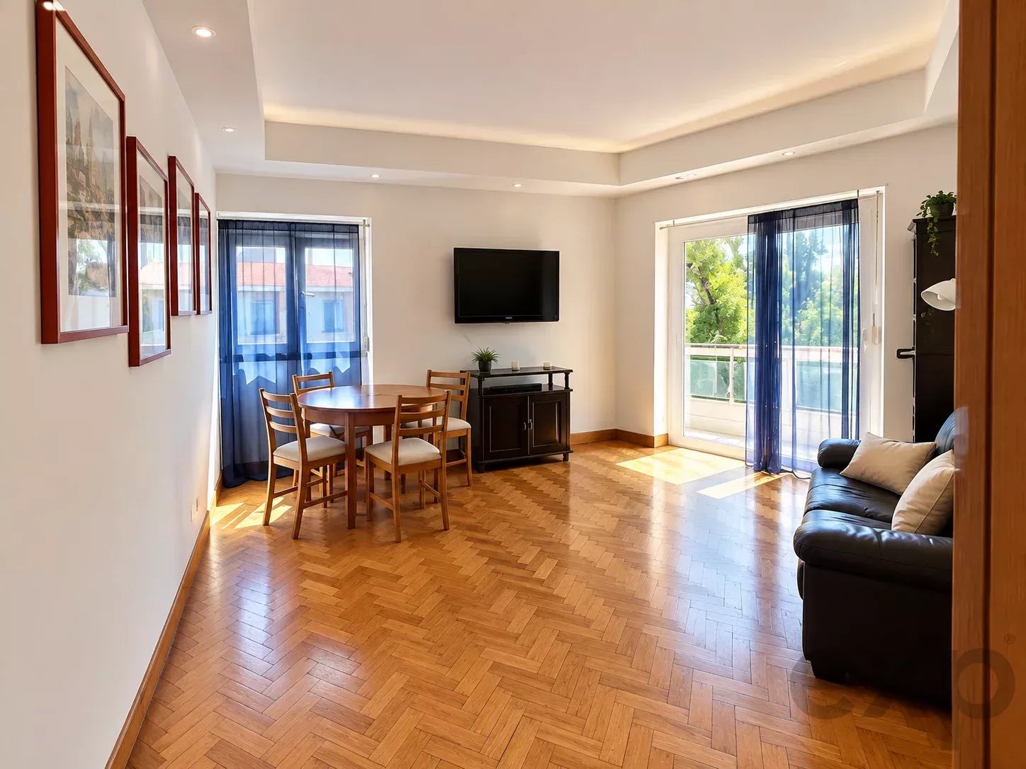 T2+1 de Gaveto em Alvalade com Sótão de Grande Dimensão,  Potencial de Valorização e Rentabilização 87339194 image 1