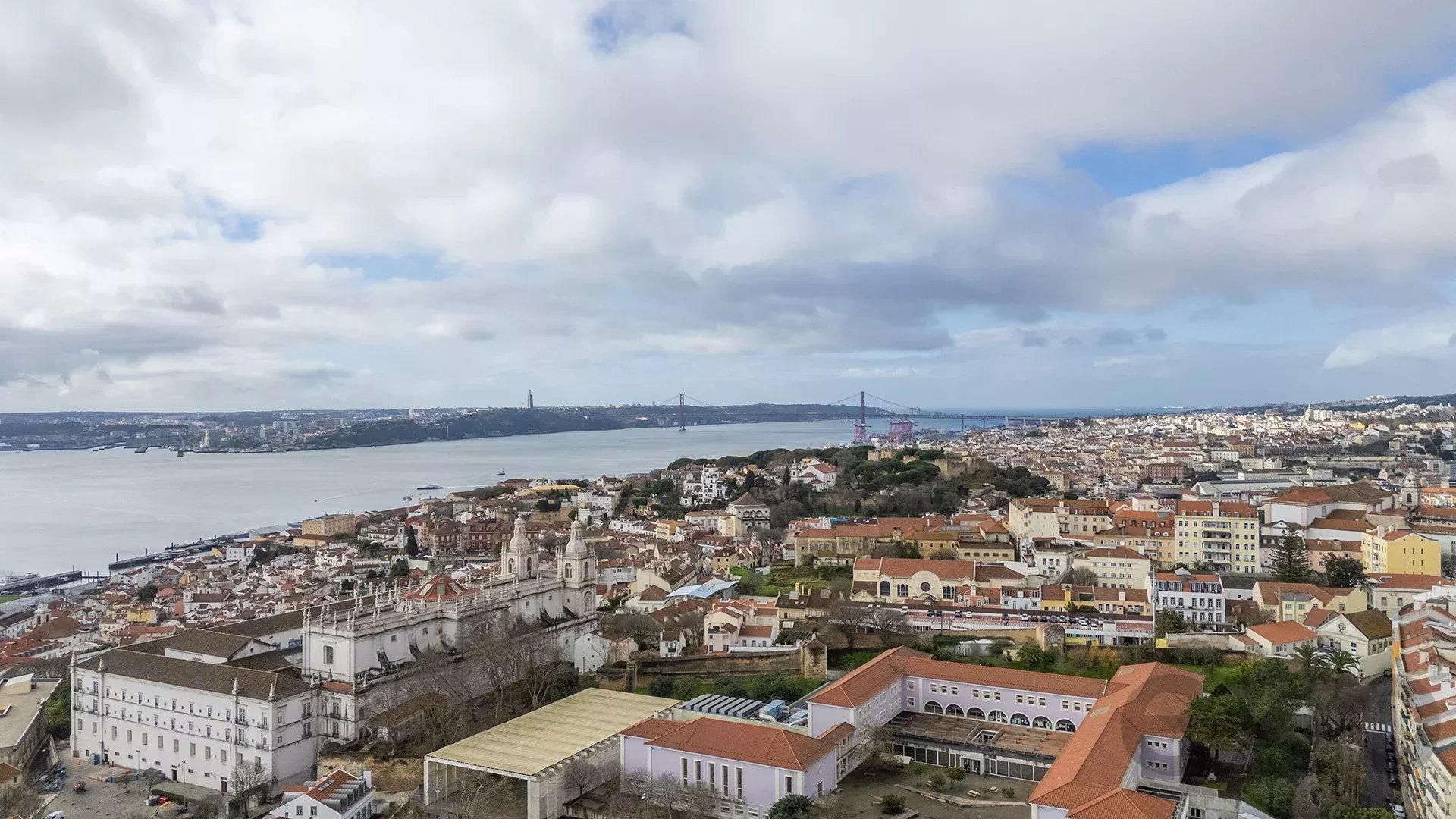 Predio Alfama 8 apartamentos T1 e T2 87350836 image 15