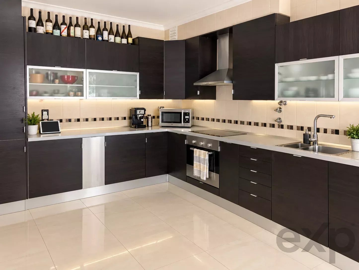 Moradia T3+1 com com cave, em Tavira, Algarve, Portugal 87351937 image 9