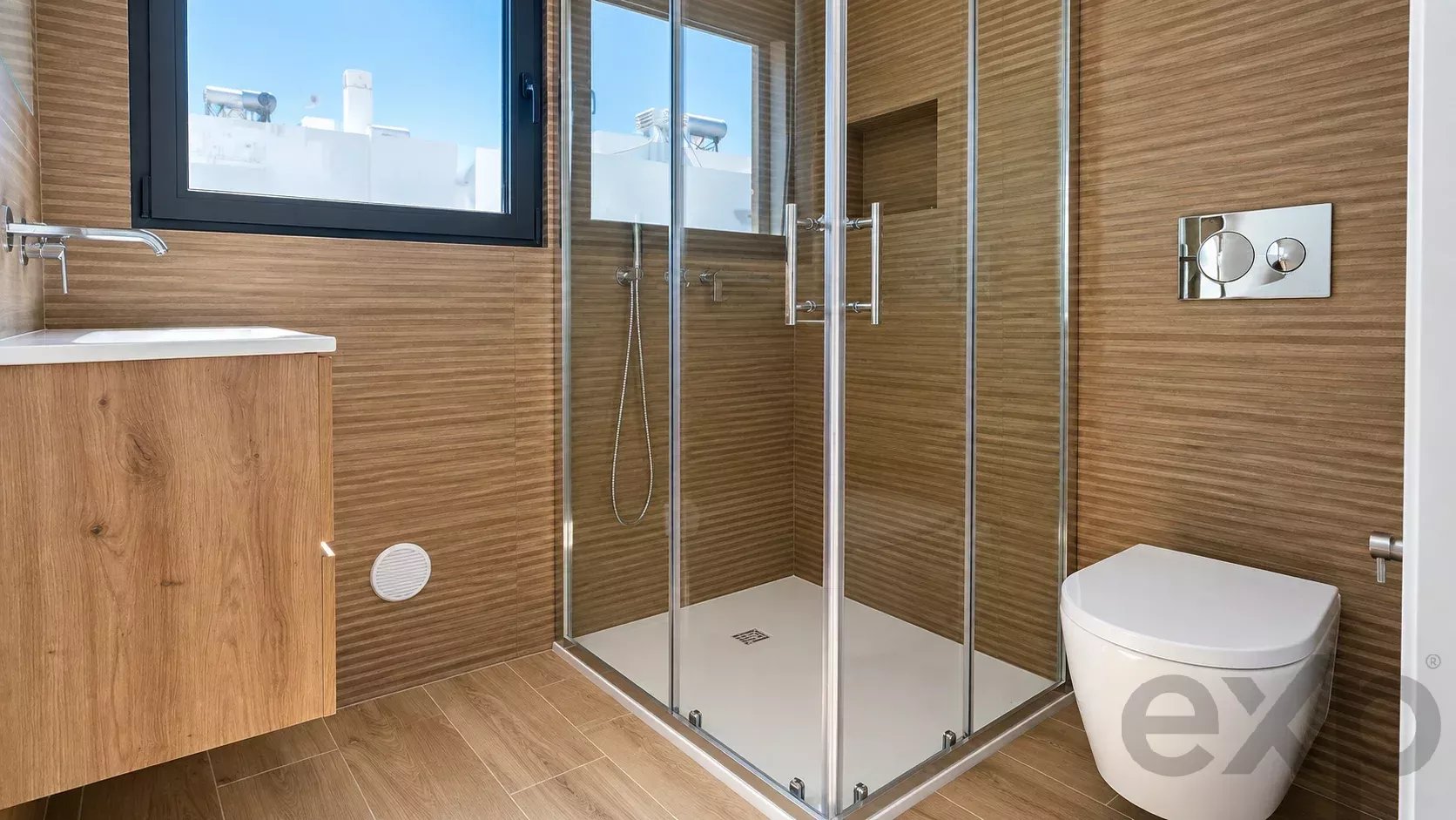 Moradia T3 nova com rooftop e jacuzzi a 5 minutos da Praia da Fuseta 87355374 image 7