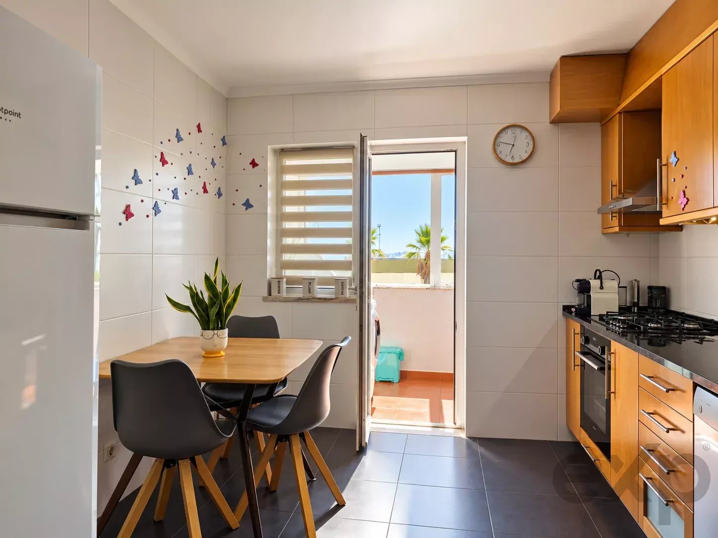 Apartamento T2 espaçoso e luminoso em condomínio fechado com piscina, estacionamento privativo 87359054 image 12