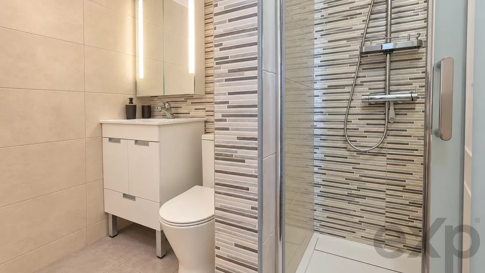 Moradia T4 com piscina em lote de 1.640 m² 87363110 image 21