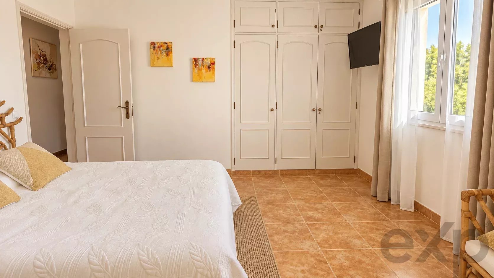 Moradia T4 com piscina em lote de 1.640 m² 87363110 image 16