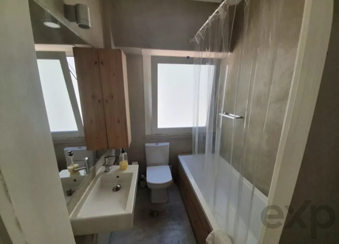 Excelente Apartamento T1+1 na Graça com vista rio 87391667 image 14
