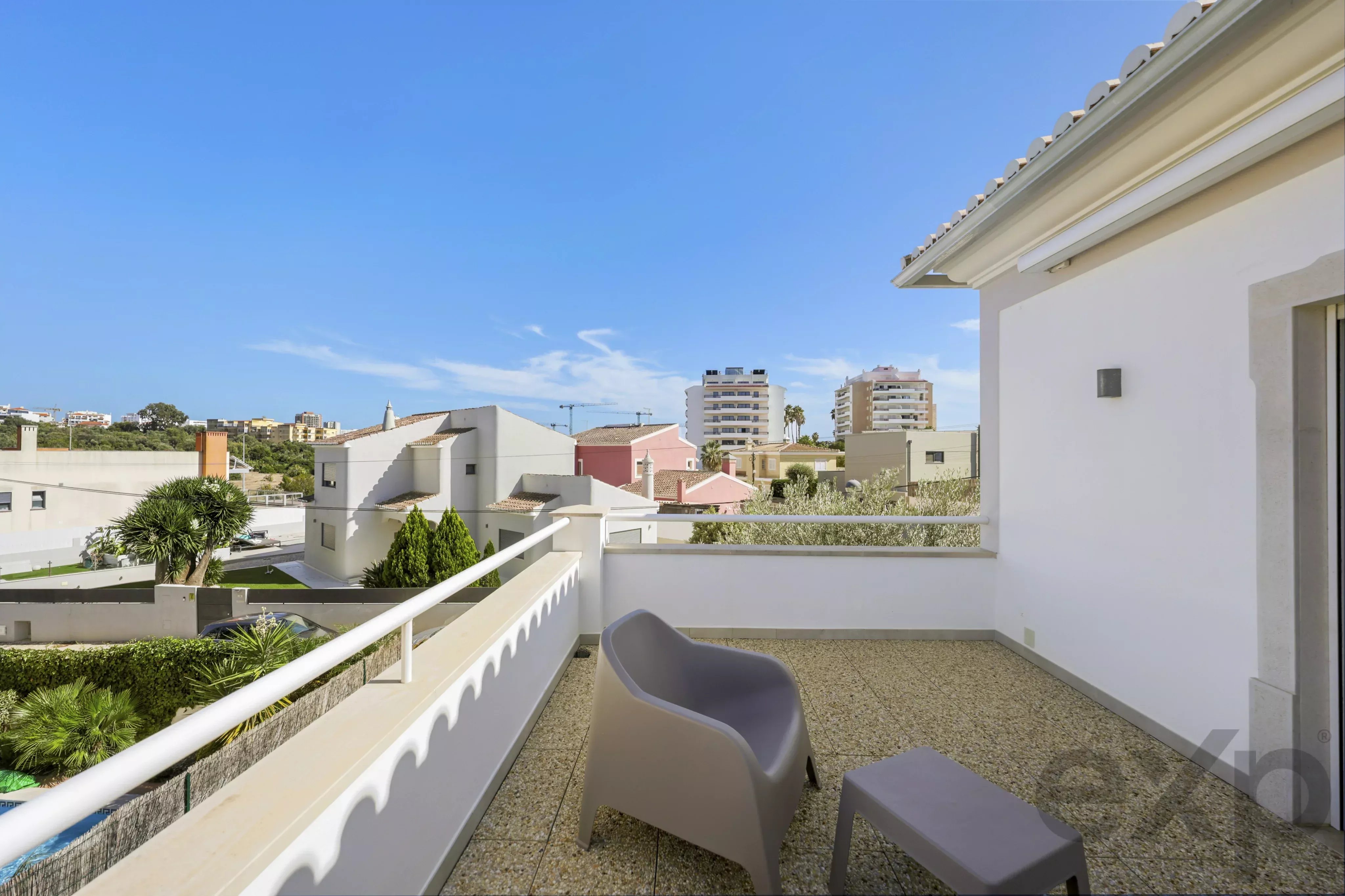 Moradia isolada com piscina e garagem, a 5 minutos a pé da Praia do Vau – Portimão 87408928 image 48